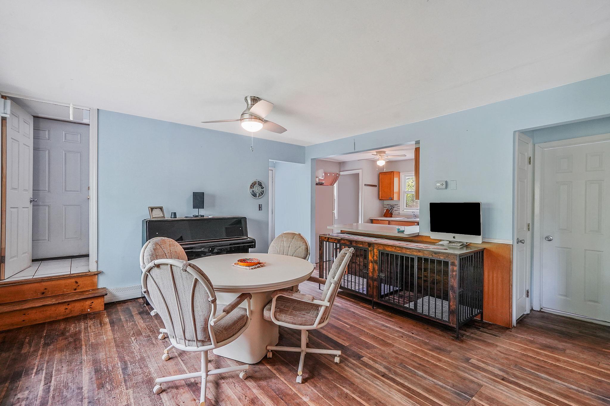 2 Queen Drive, Sound Beach, NY 11789