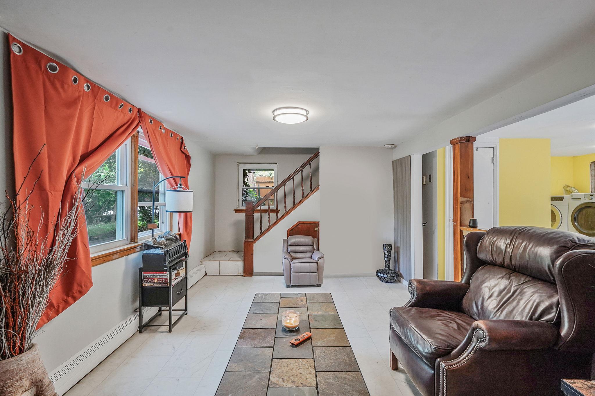 2 Queen Drive, Sound Beach, NY 11789