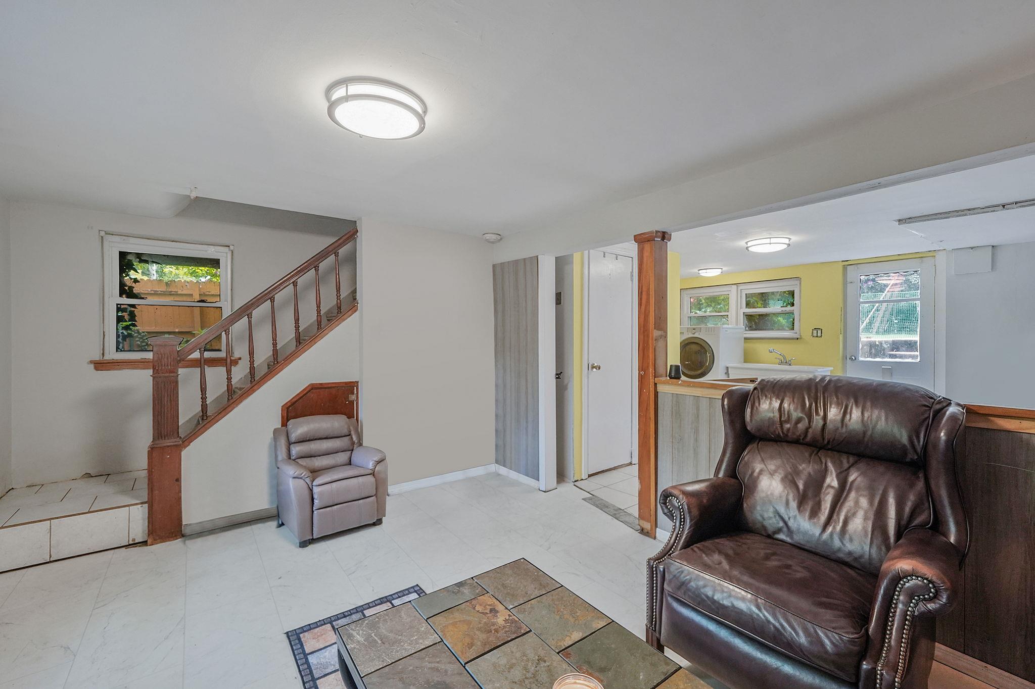 2 Queen Drive, Sound Beach, NY 11789