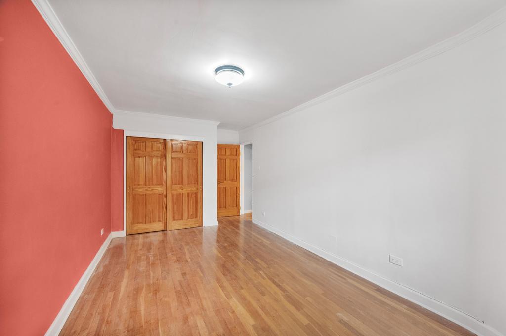 86-10 151st Avenue # 3F, Howard Beach, NY 11414