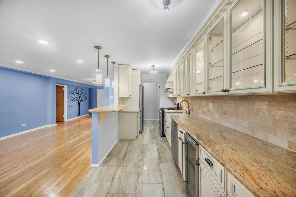 86-10 151st Avenue # 3F, Howard Beach, NY 11414