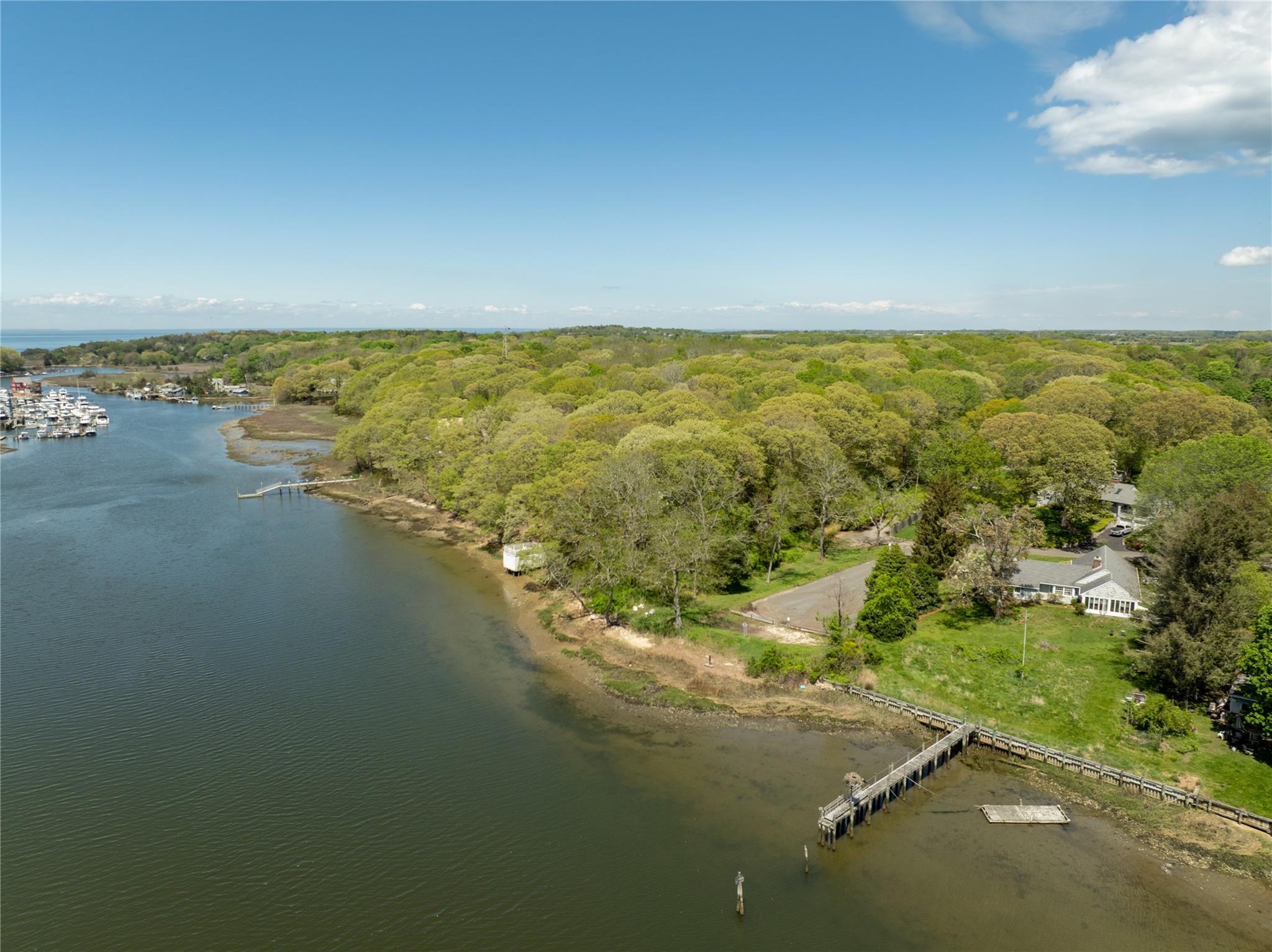 1015 Knollwood Lane, Mattituck, NY 11952