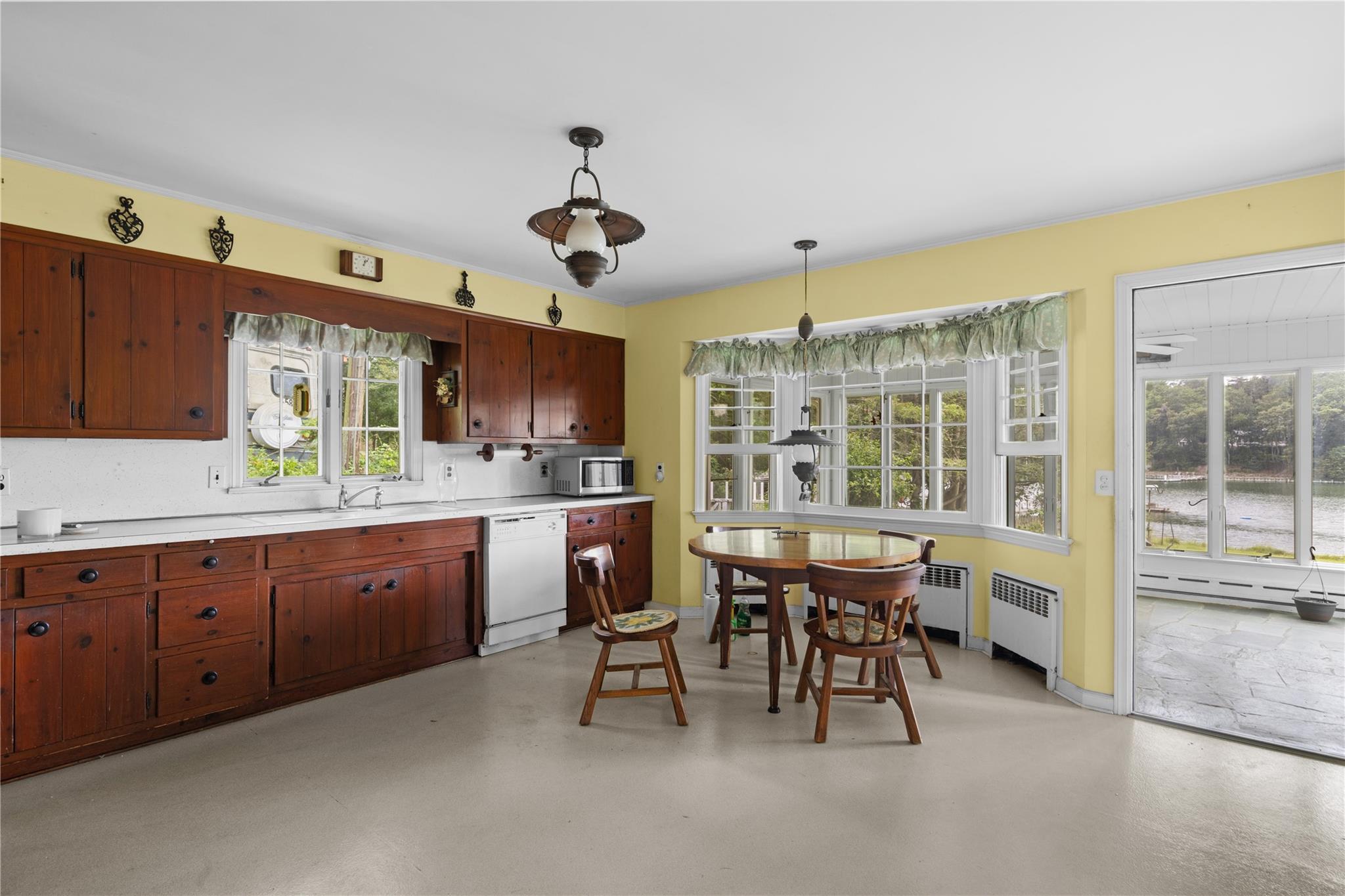 1015 Knollwood Lane, Mattituck, NY 11952