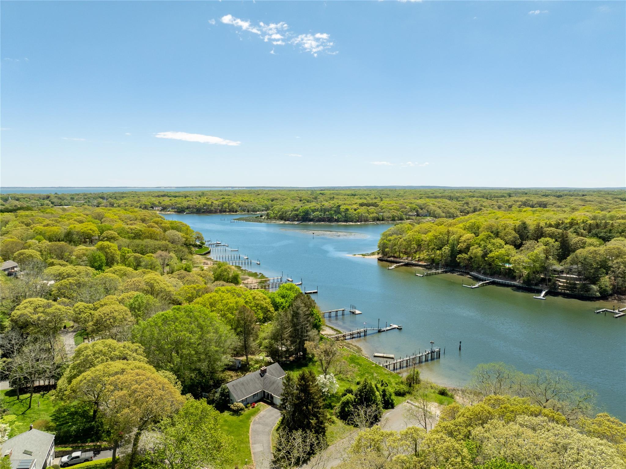 1015 Knollwood Lane, Mattituck, NY 11952