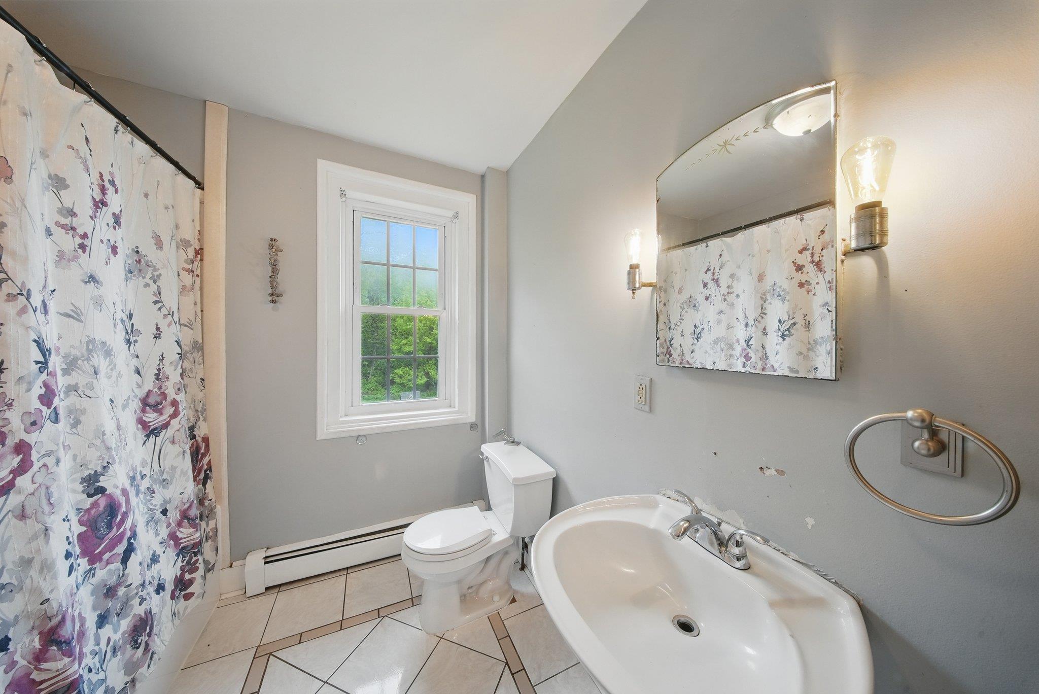 831 County Route 12, New Hampton, NY 10958