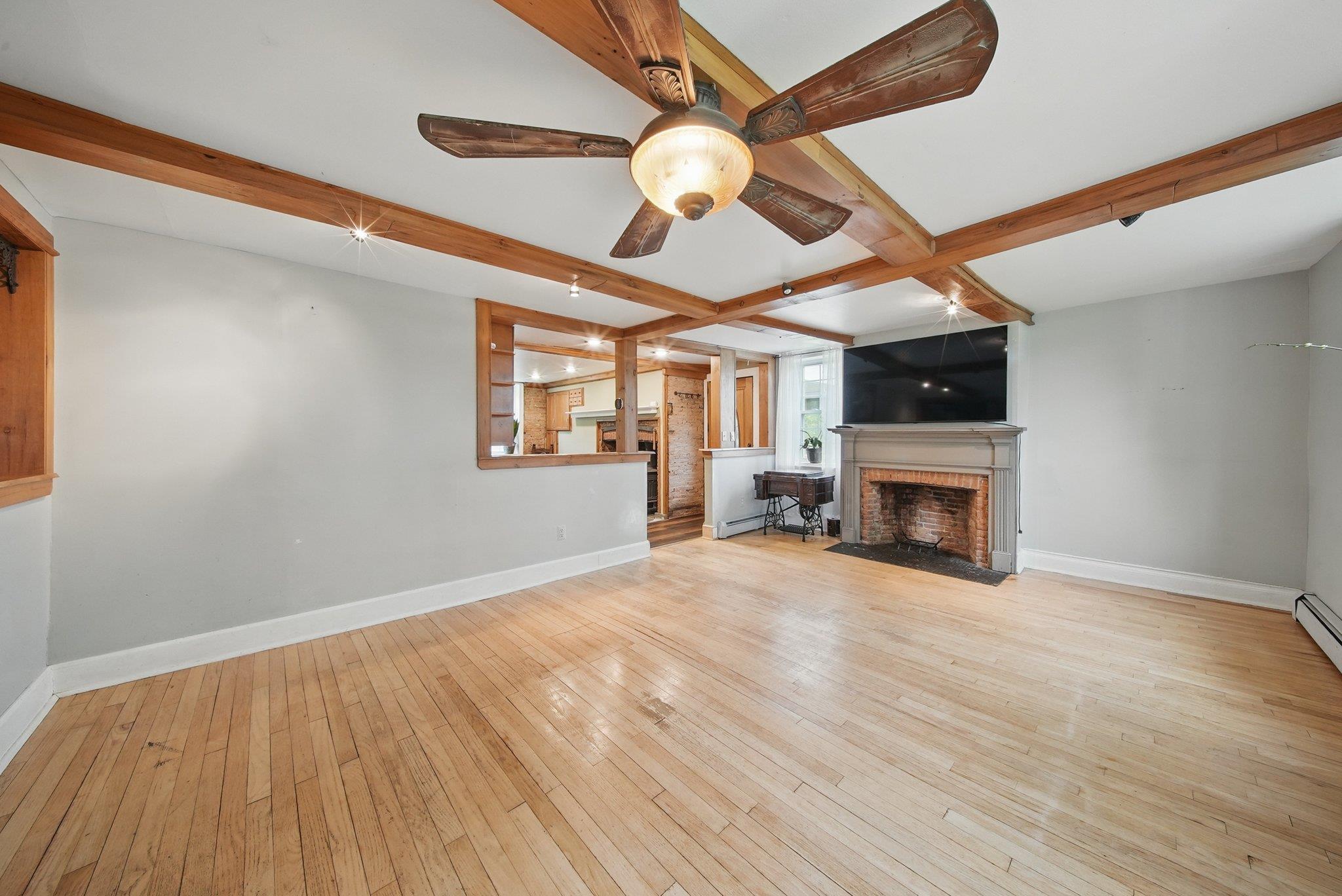 831 County Route 12, New Hampton, NY 10958