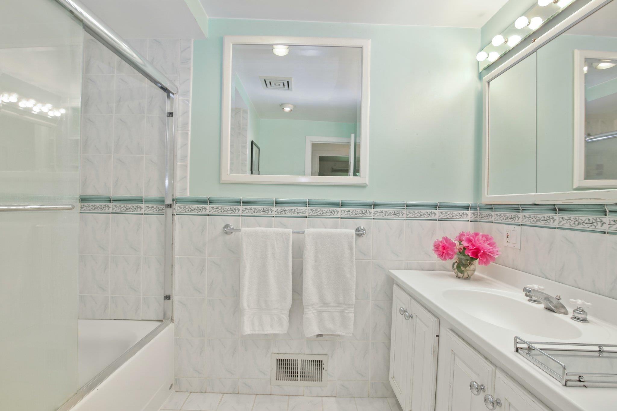 27 West Lane, Pound Ridge, NY 10576