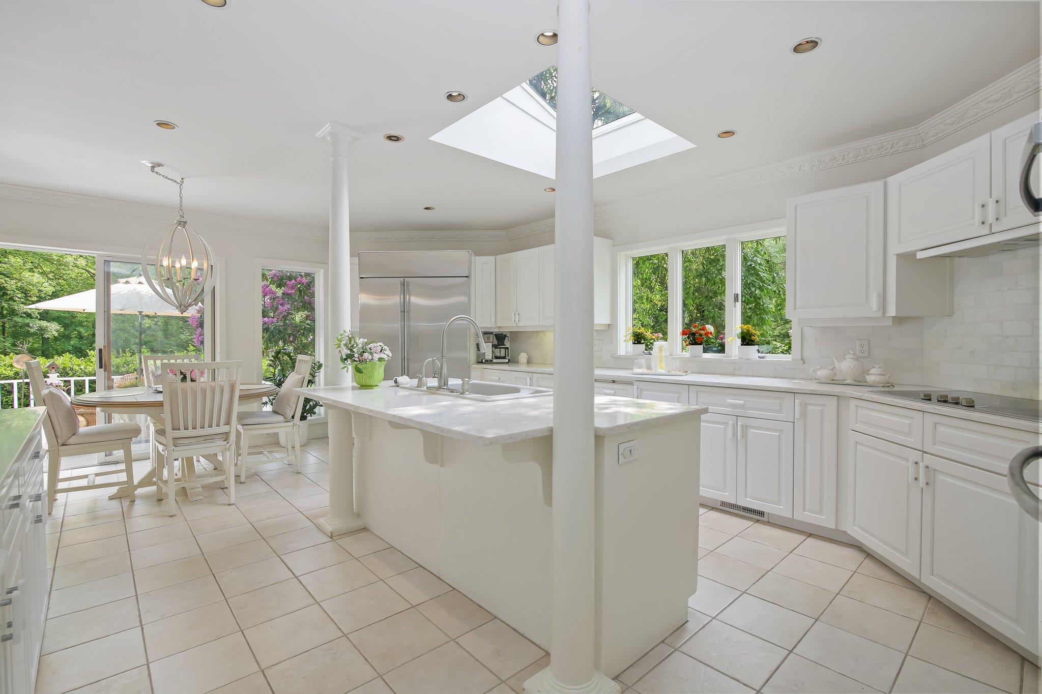 27 West Lane, Pound Ridge, NY 10576