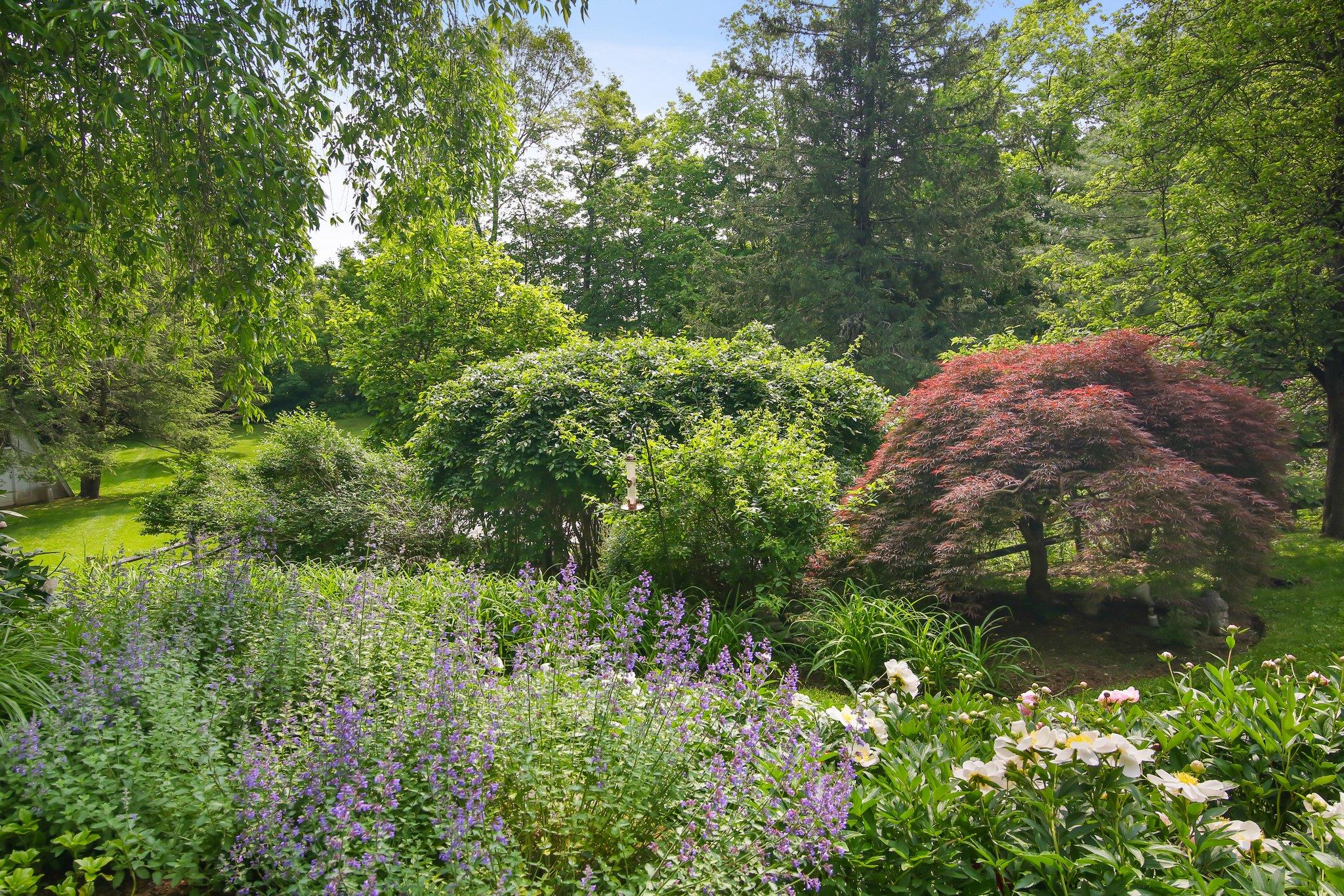 27 West Lane, Pound Ridge, NY 10576