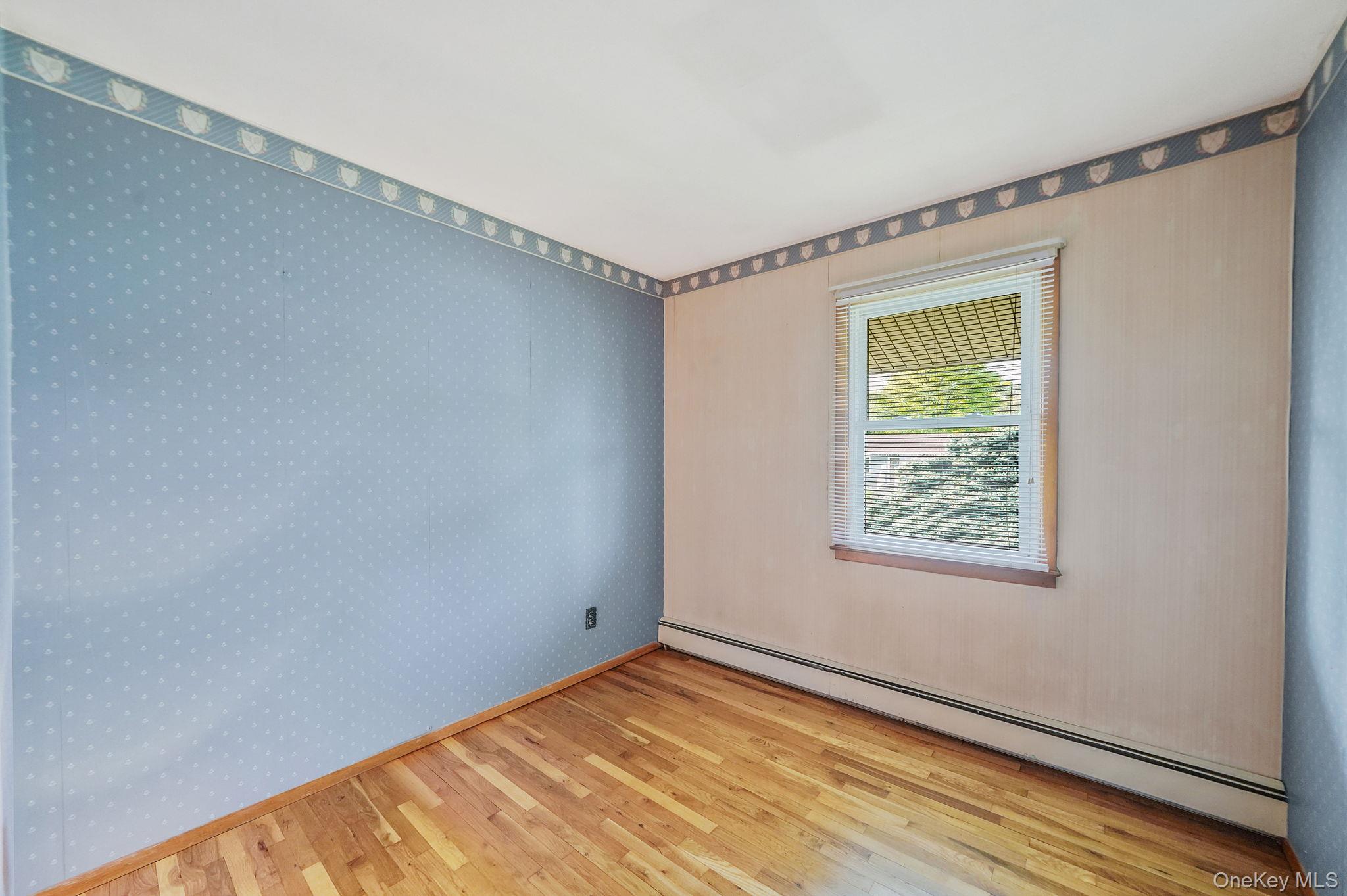 136 Tabor Street, Brentwood, NY 11717