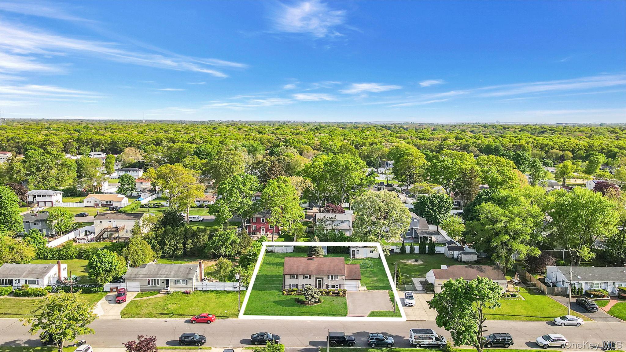 136 Tabor Street, Brentwood, NY 11717