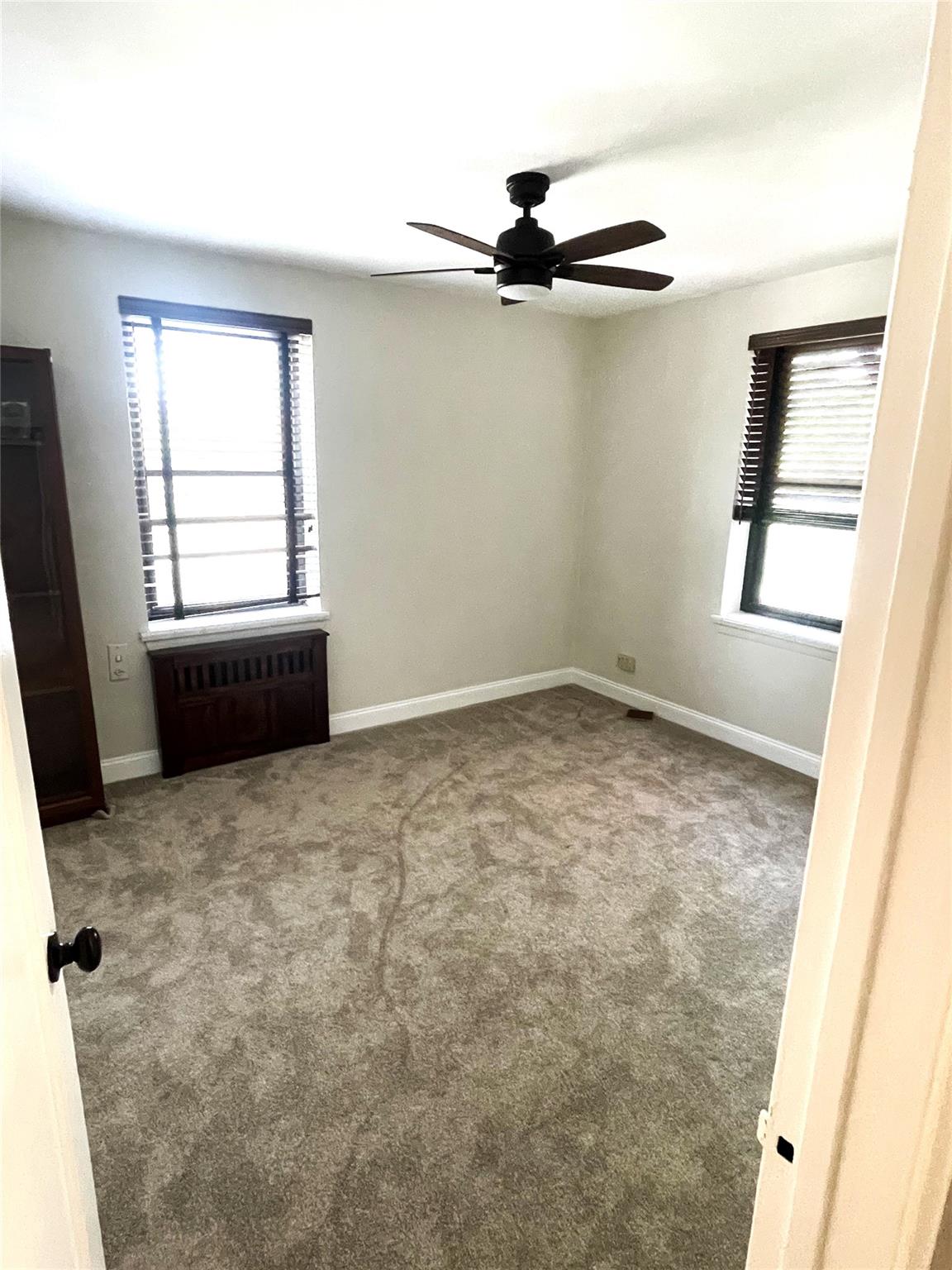 88-10 32nd Avenue # 201, East Elmhurst, NY 11369