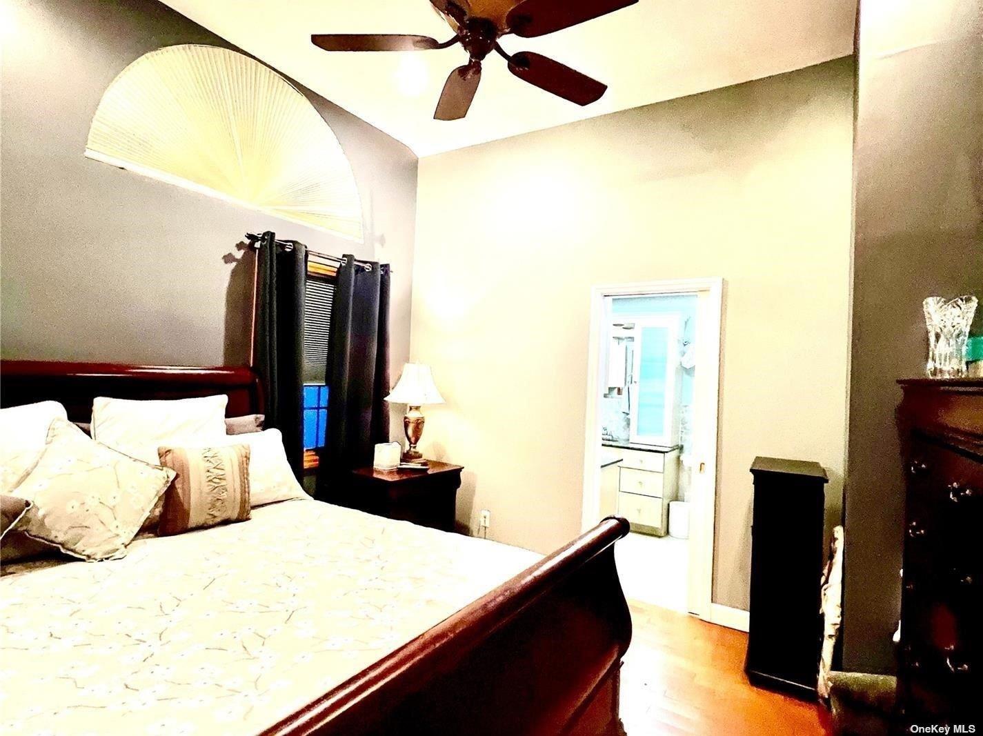 164-34 77th Avenue, Fresh Meadows, NY 11366