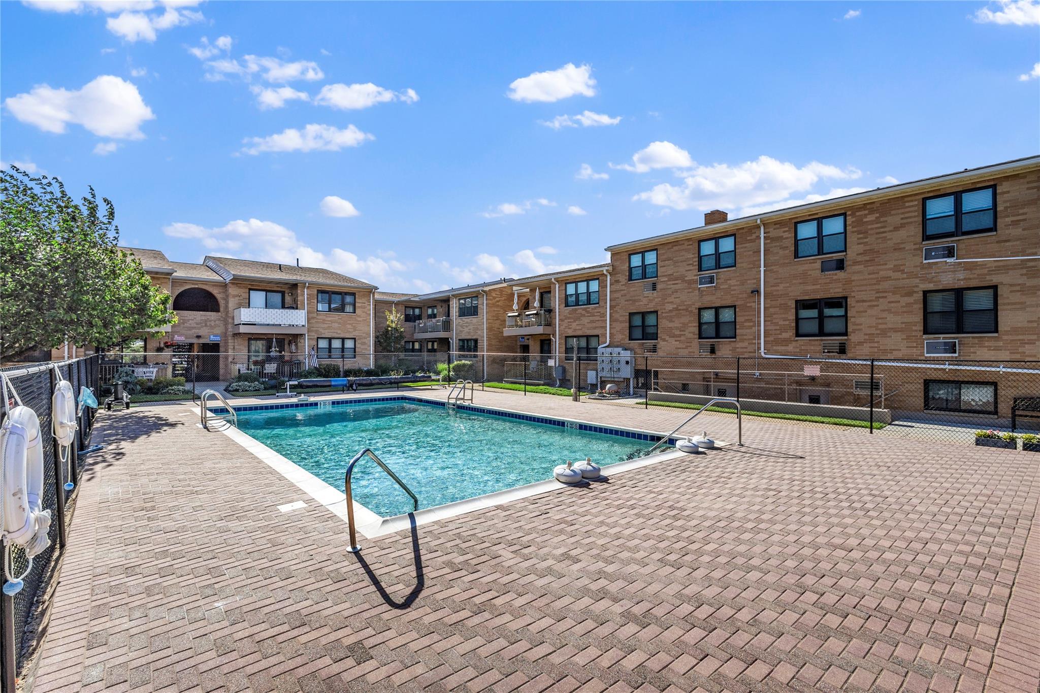 12 Florence Avenue # 29A, Freeport, NY 11520