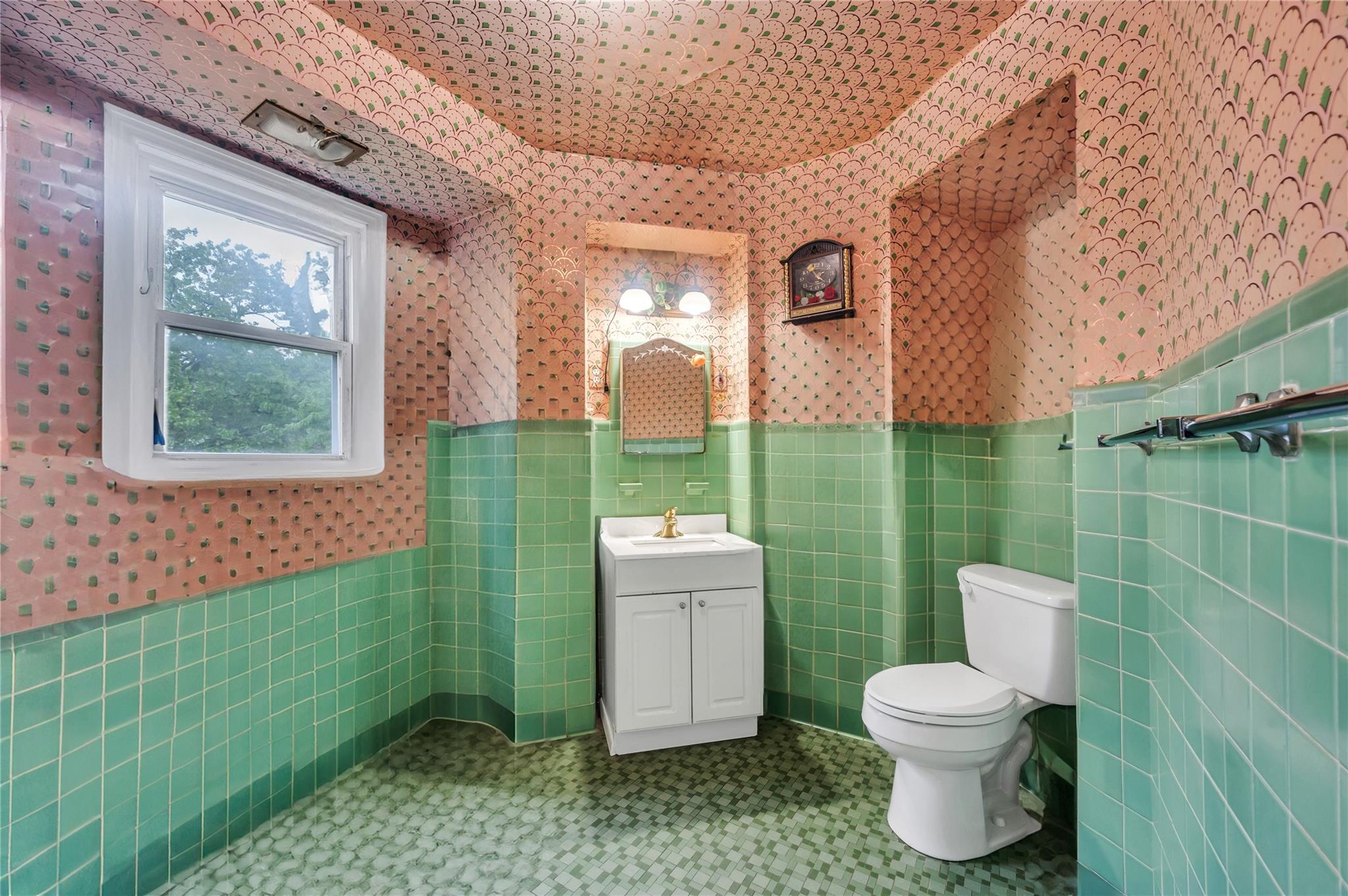 29-05 Parsons Boulevard, Flushing, NY 11354