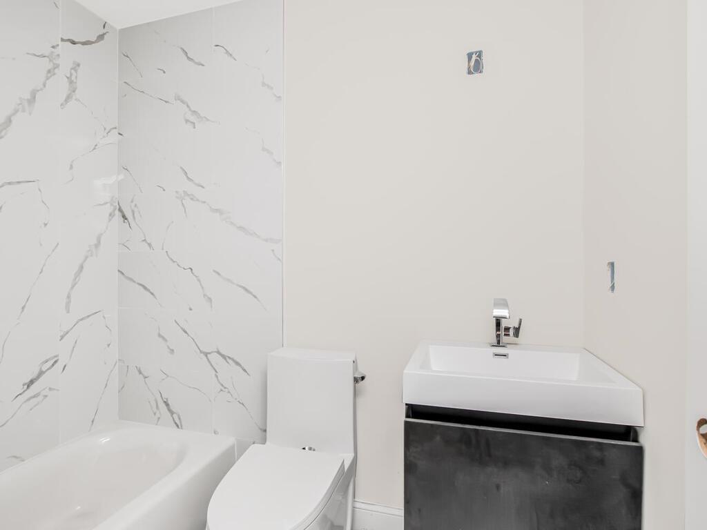 65 W 2nd Street # 8, Mount Vernon, NY 10550