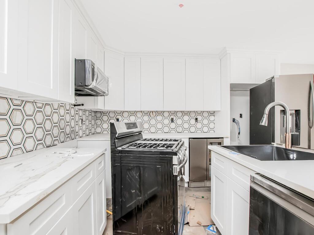 65 W 2nd Street # 8, Mount Vernon, NY 10550