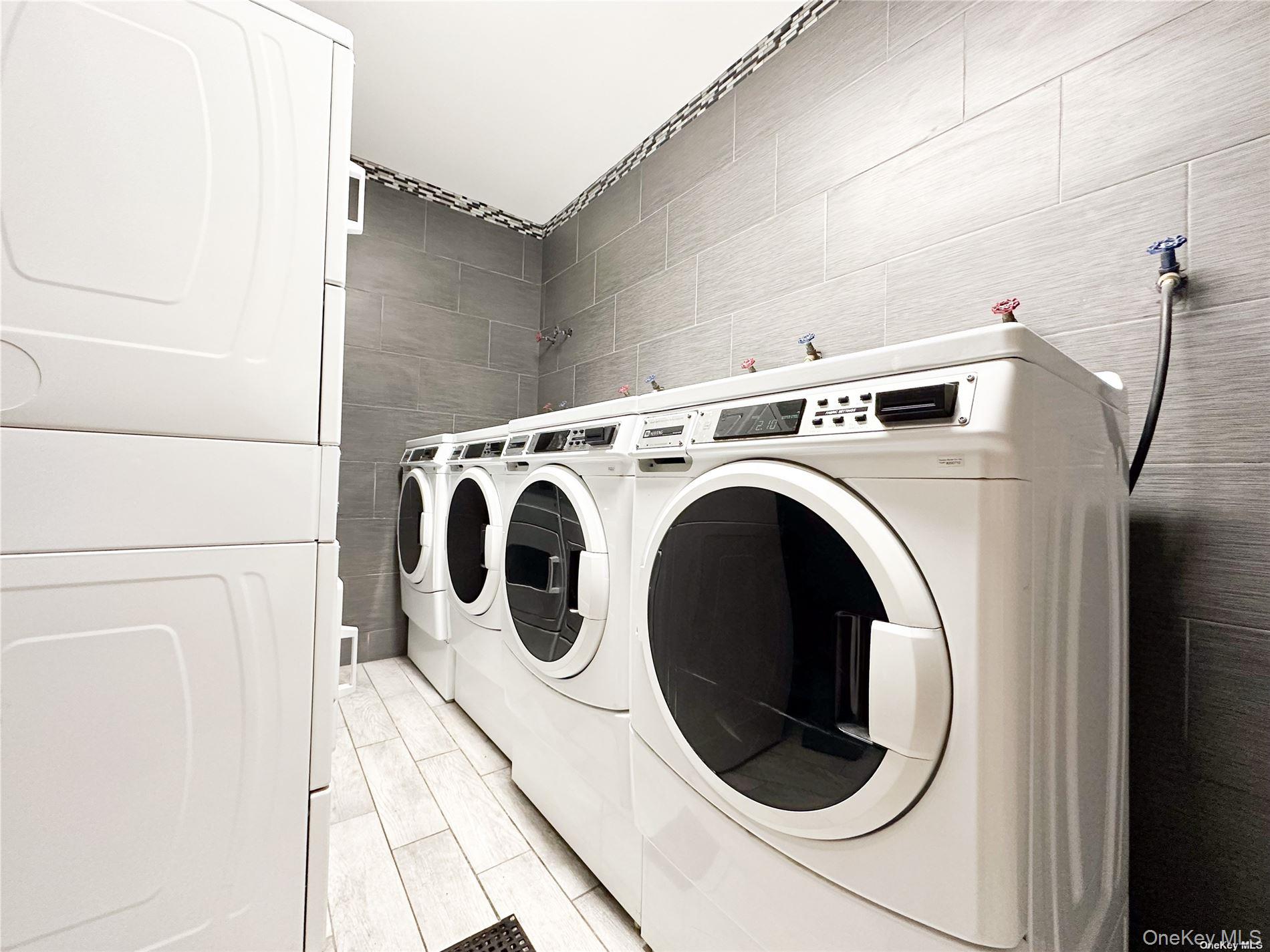 62-10 Woodside Avenue # 311, Woodside, NY 11377