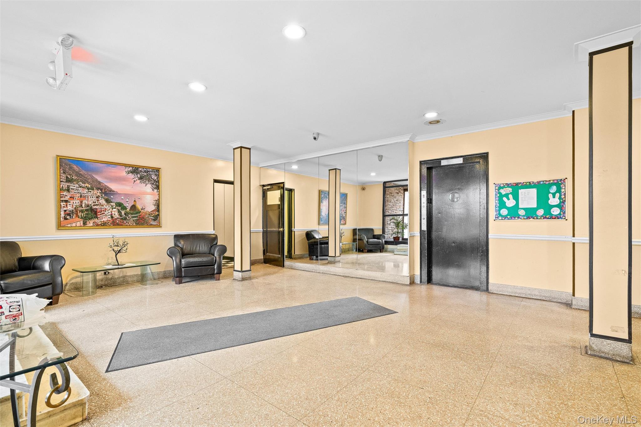 2244 Bronx Park E # 1E, Bronx, NY 10467