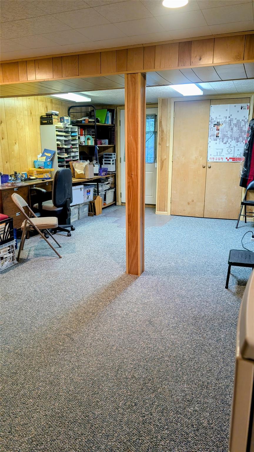 13 Surrey Lane, New Hyde Park, NY 11040