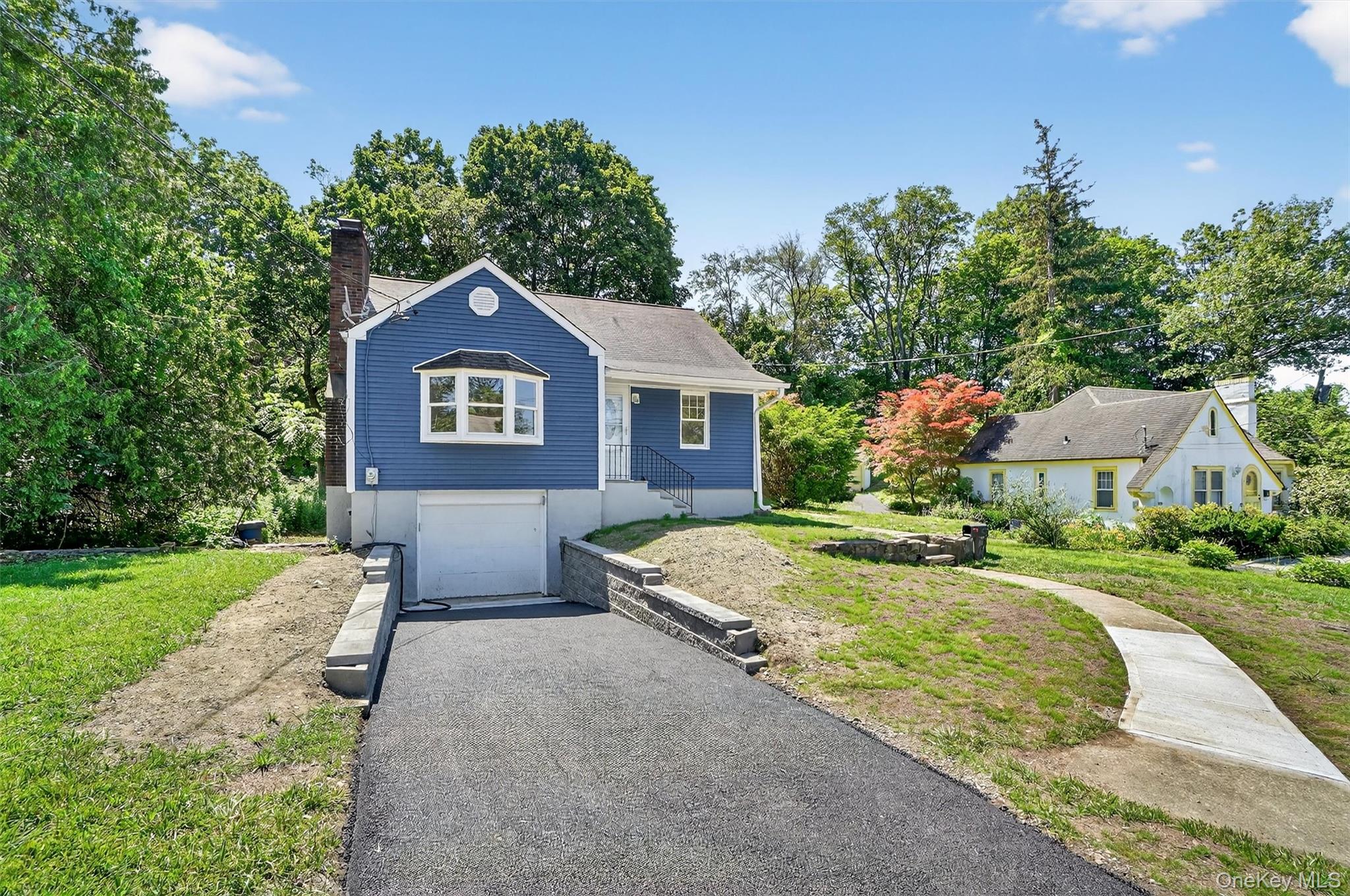 809 Oakwood Drive, Peekskill, NY 10566