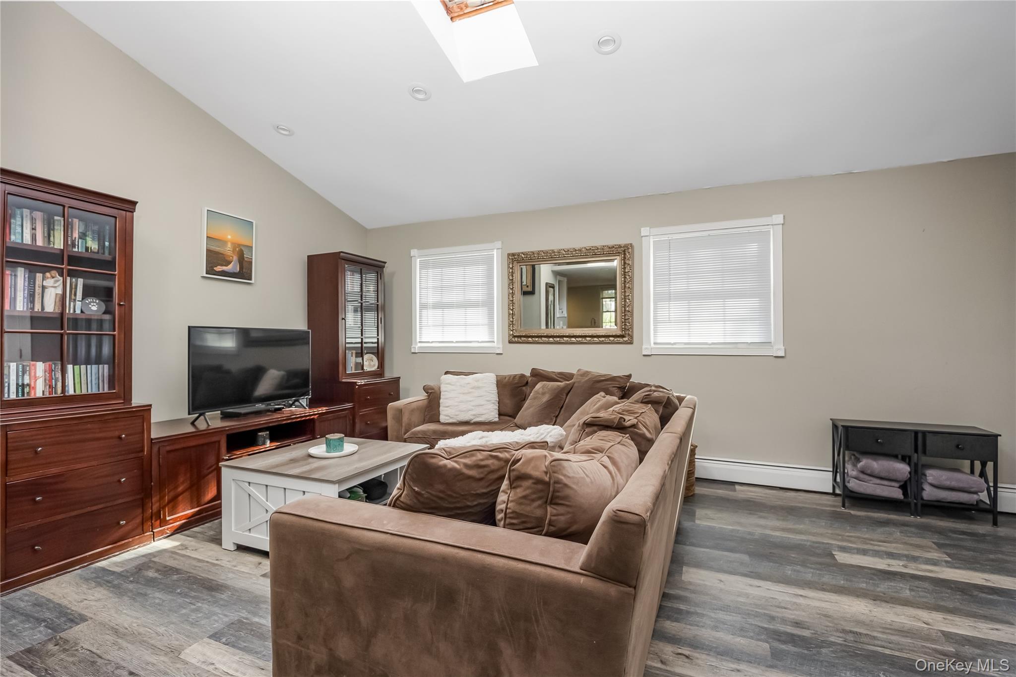 7 Junior Drive, Ronkonkoma, NY 11779