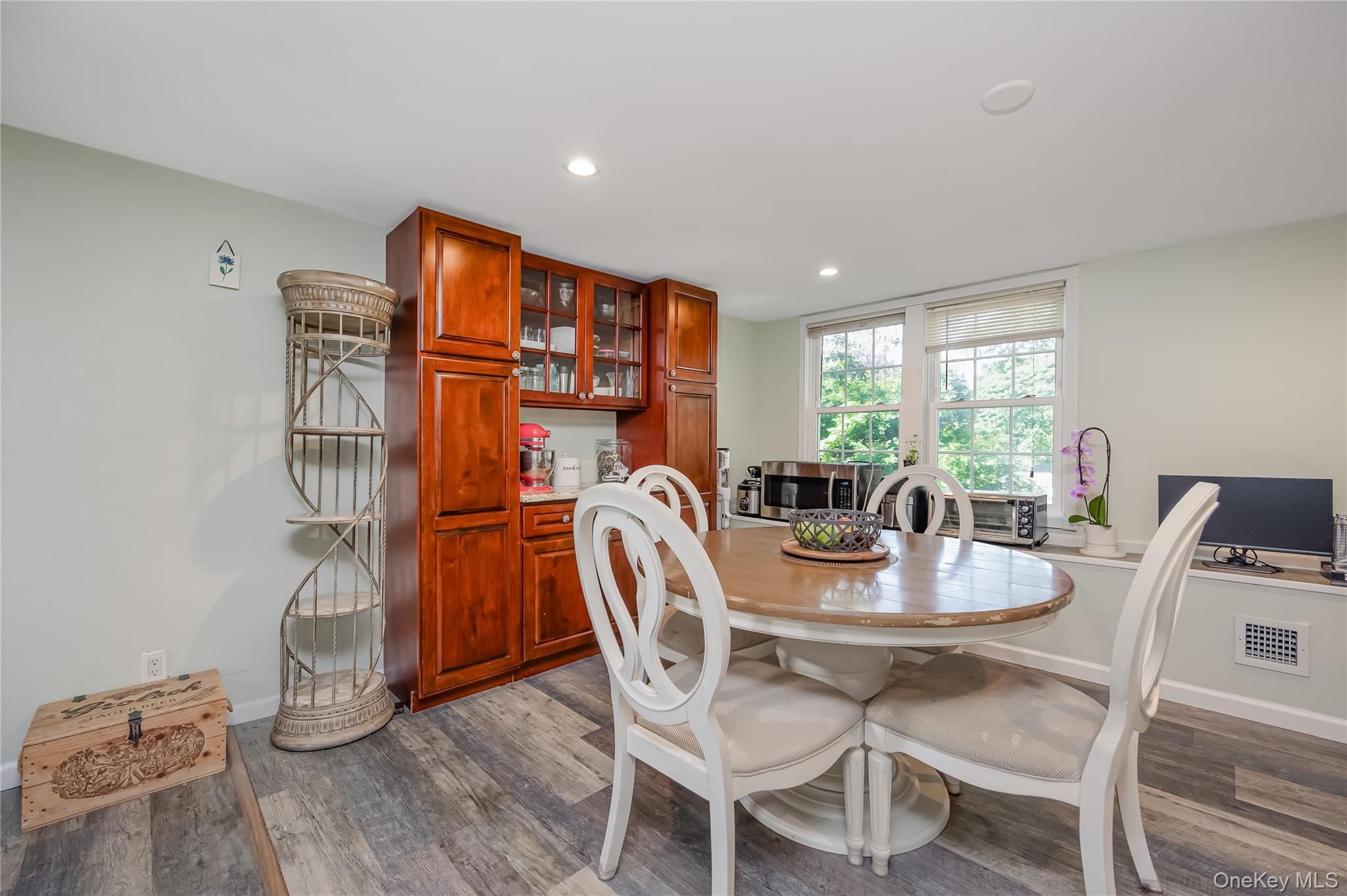 7 Junior Drive, Ronkonkoma, NY 11779