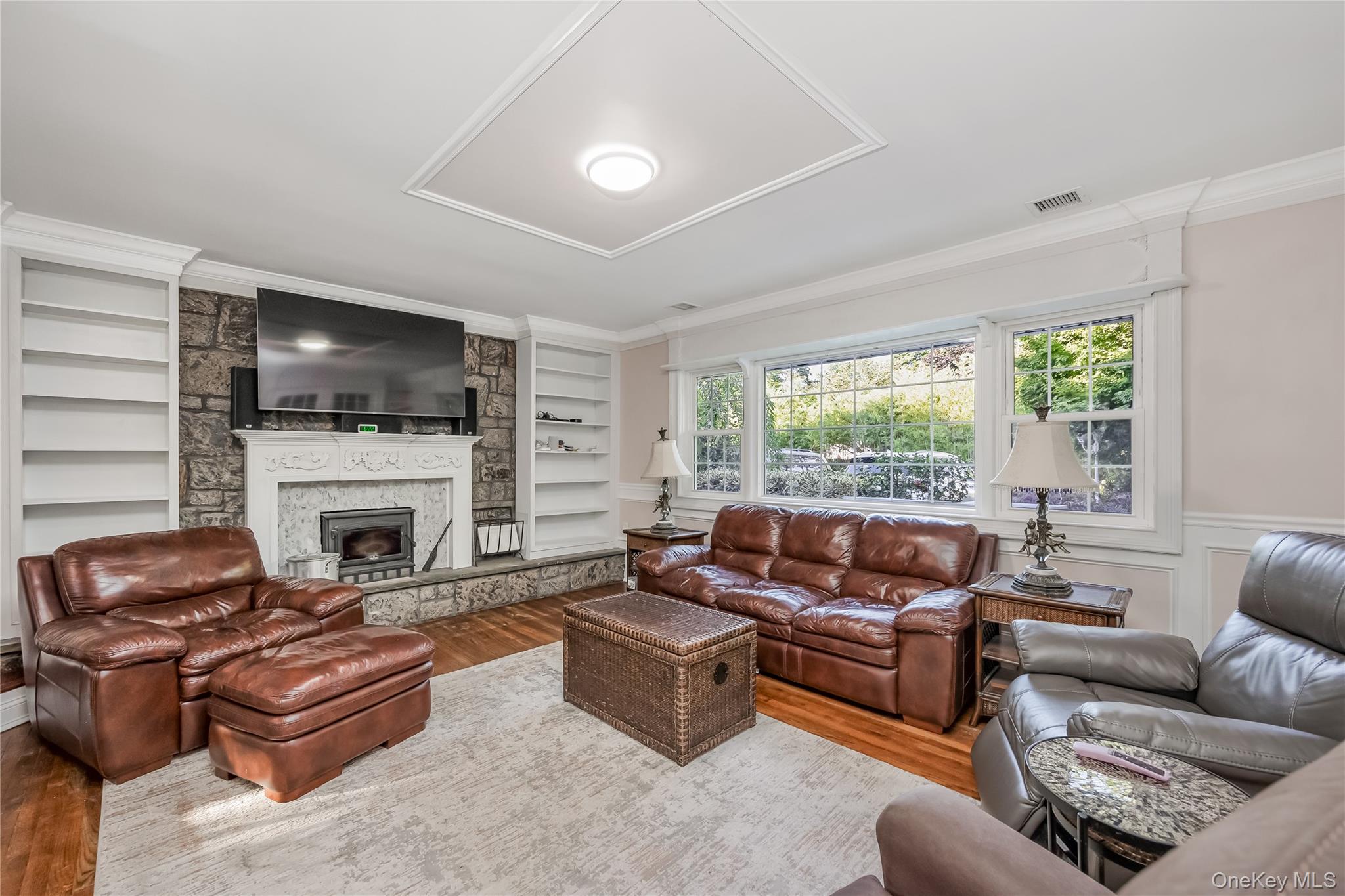 7 Junior Drive, Ronkonkoma, NY 11779