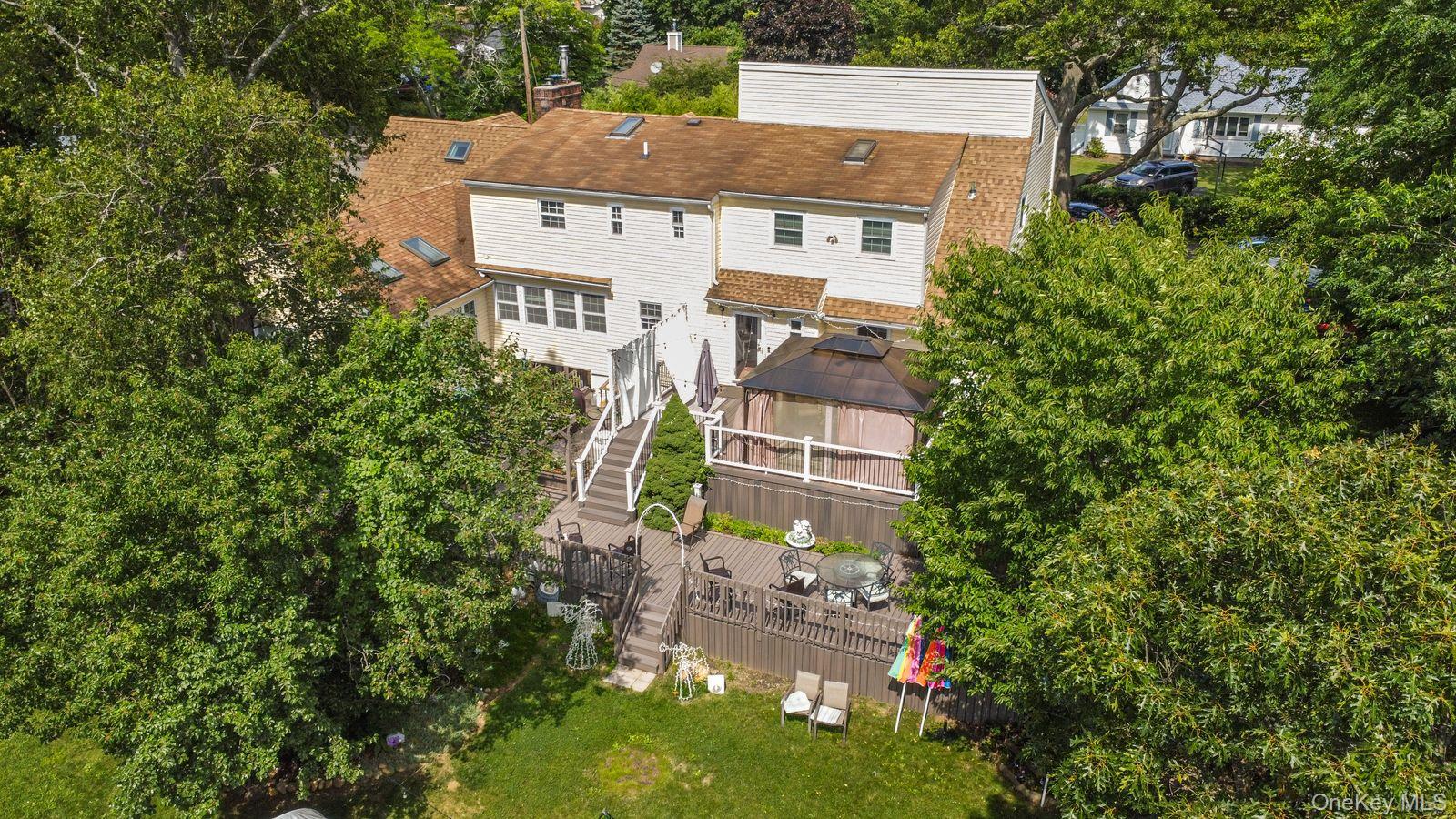 7 Junior Drive, Ronkonkoma, NY 11779