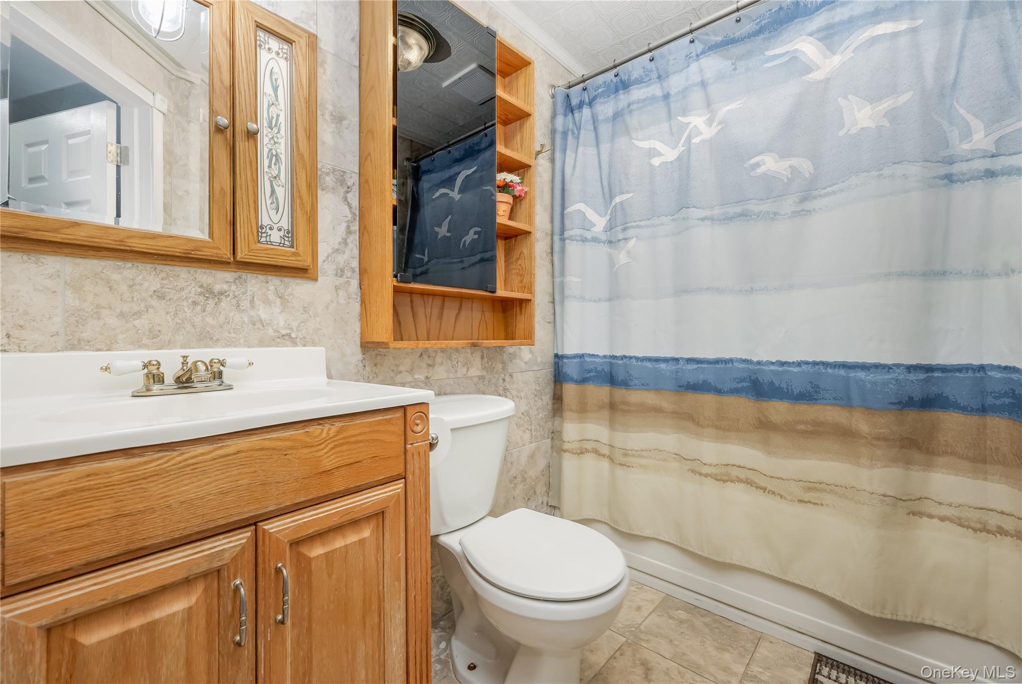 7 Junior Drive, Ronkonkoma, NY 11779