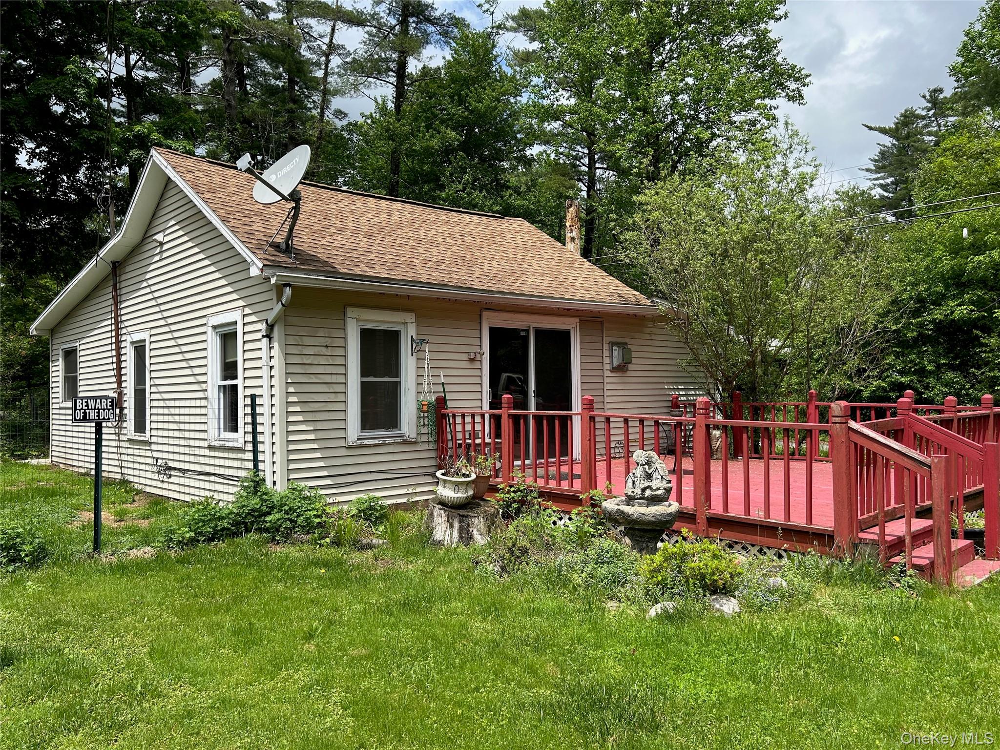 27 First Street, Godeffroy, NY 12729