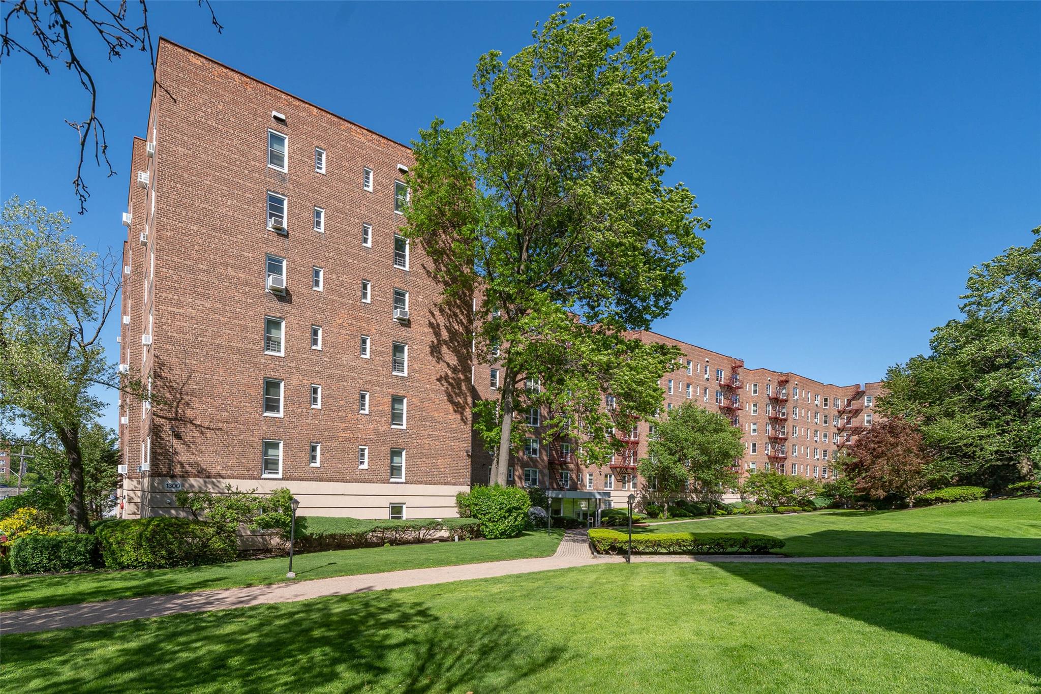 1300 Midland Avenue # A67, Yonkers, NY 10704