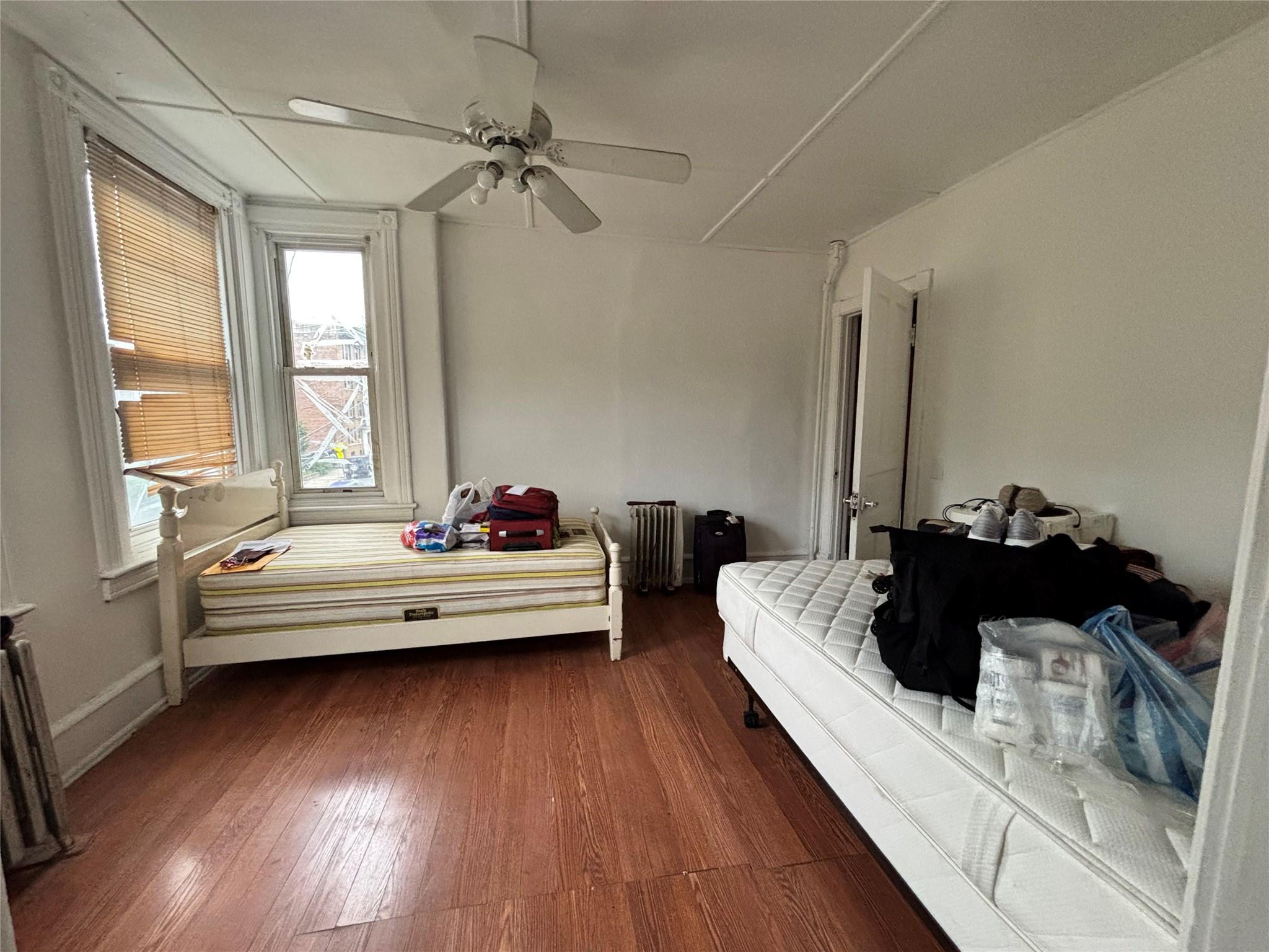 556 Van Cortlandt Park Avenue, Yonkers, NY 10705