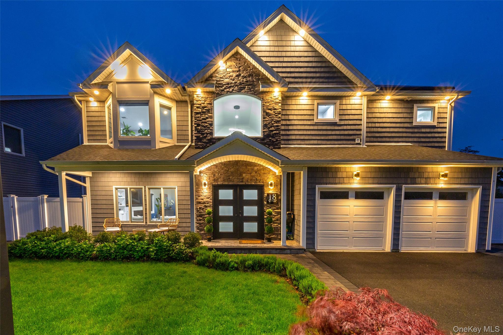 18 Heron Court, Levittown, NY 11756