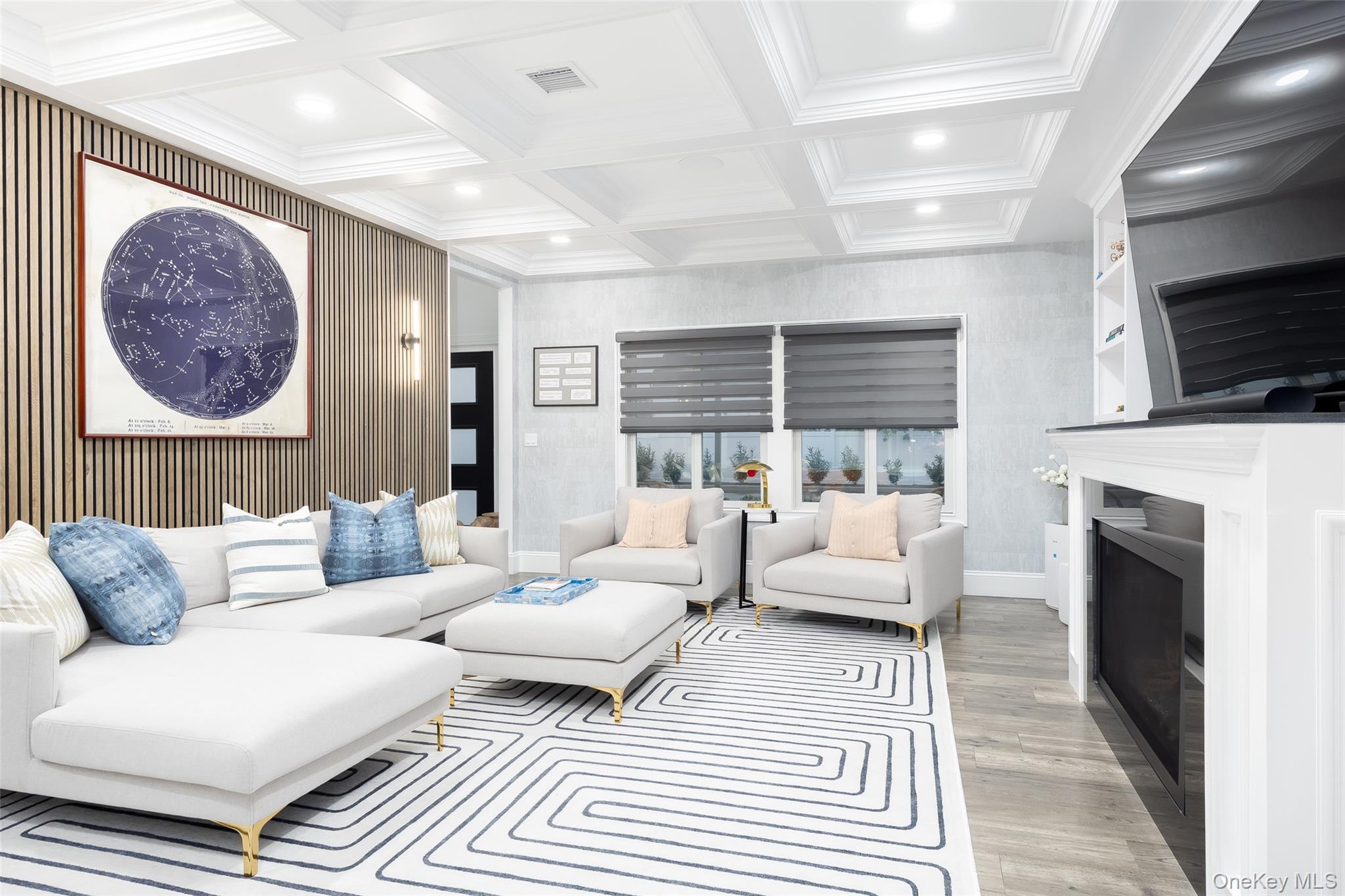 18 Heron Court, Levittown, NY 11756