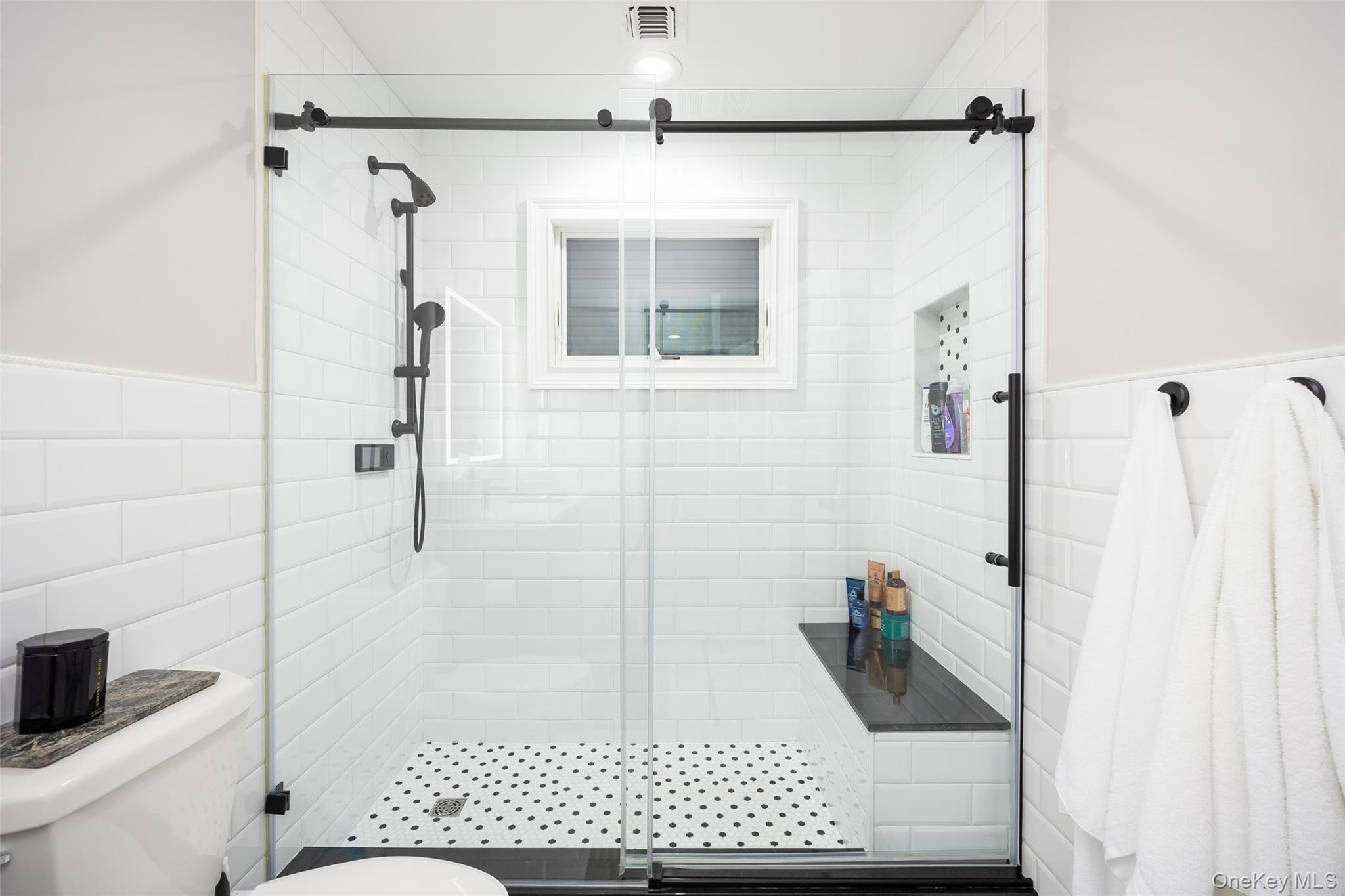 18 Heron Court, Levittown, NY 11756