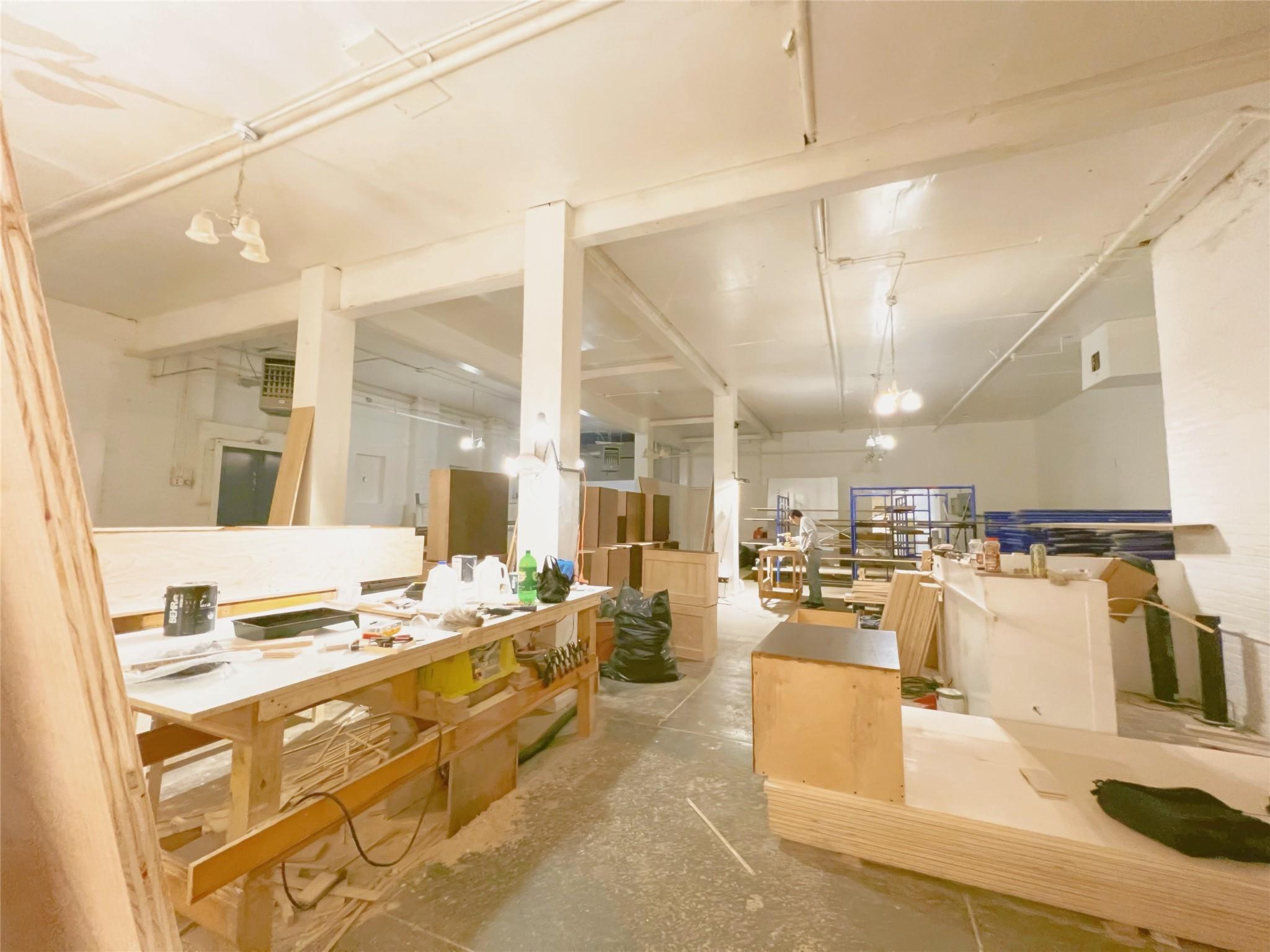 161 Jamaica Avenue, Brooklyn, NY 11207