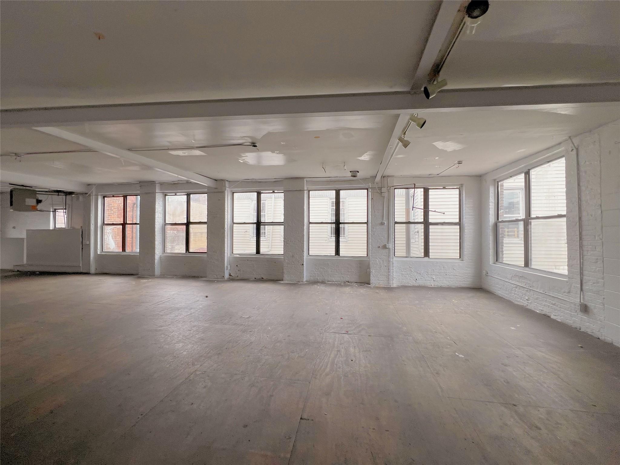 161 Jamaica Avenue, Brooklyn, NY 11207