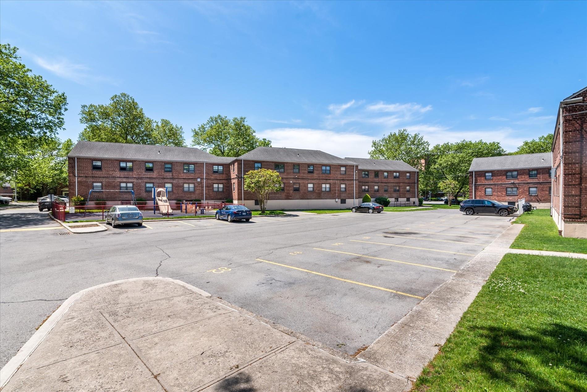 89-25 151 Avenue # 4S, Howard Beach, NY 11414