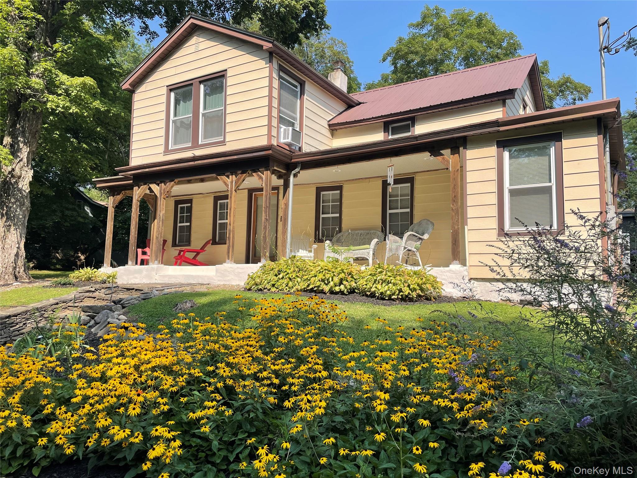 96 Old Post N Road, Red Hook, NY 12571