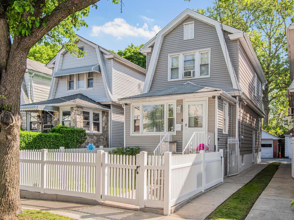 4428 Bruner Avenue, Bronx, NY 10466