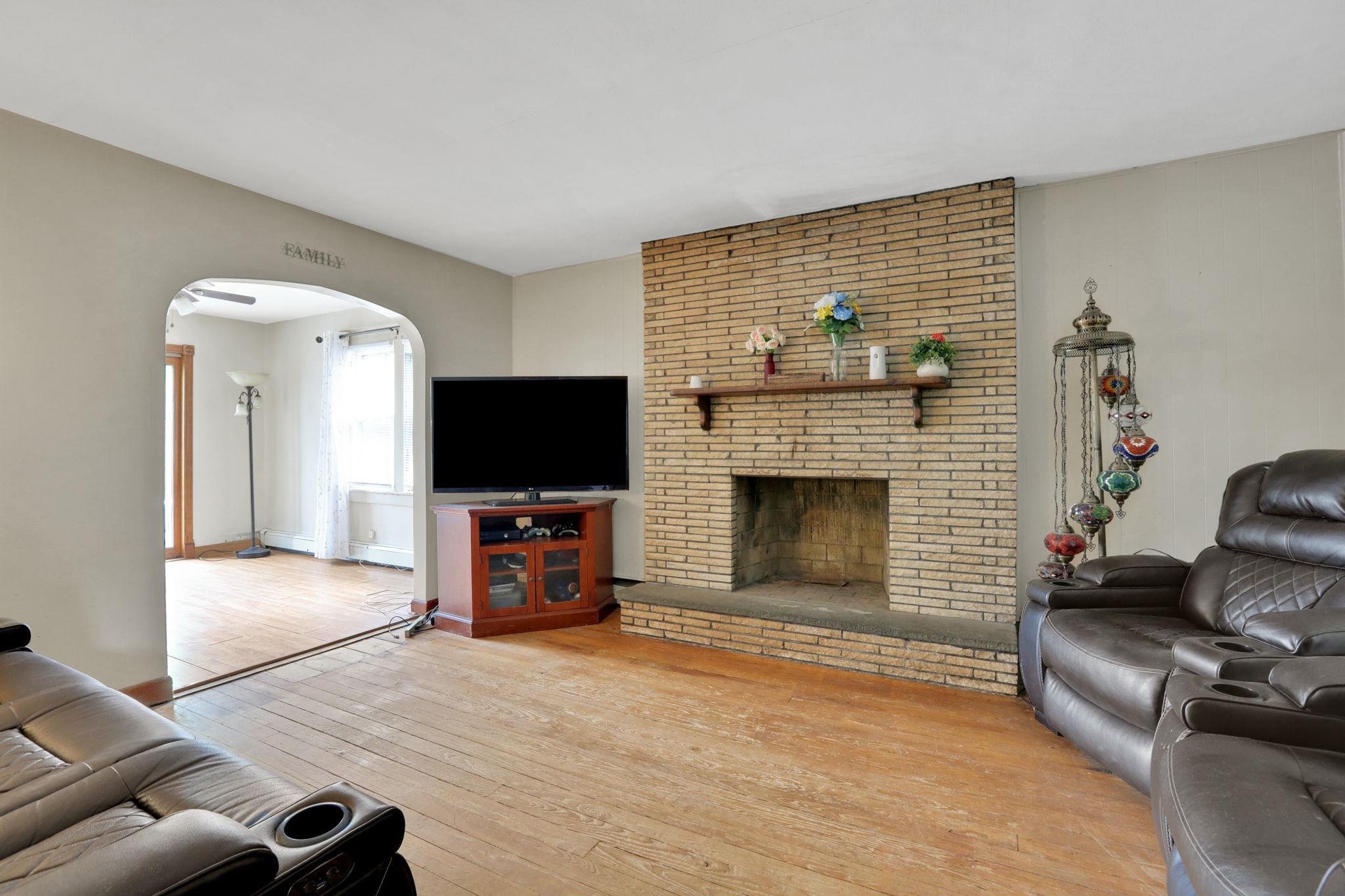 100 Harwich Street, Kingston, NY 12401