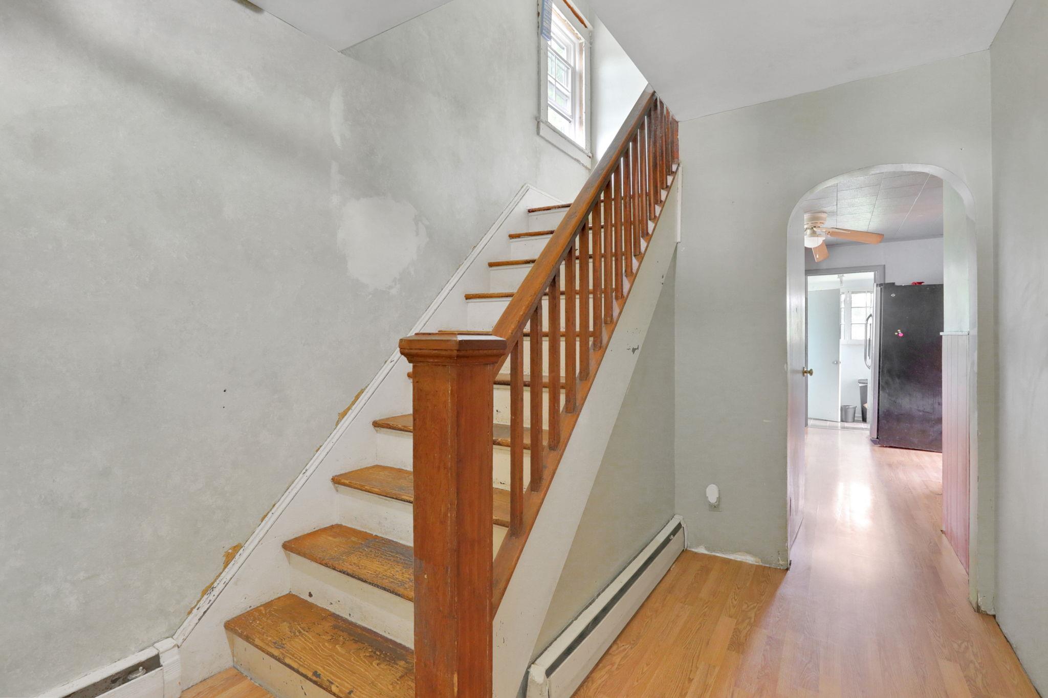 100 Harwich Street, Kingston, NY 12401