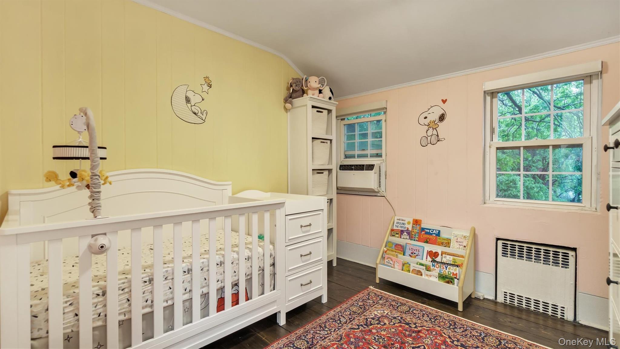 19 Barstow Road # G, Great Neck, NY 11021