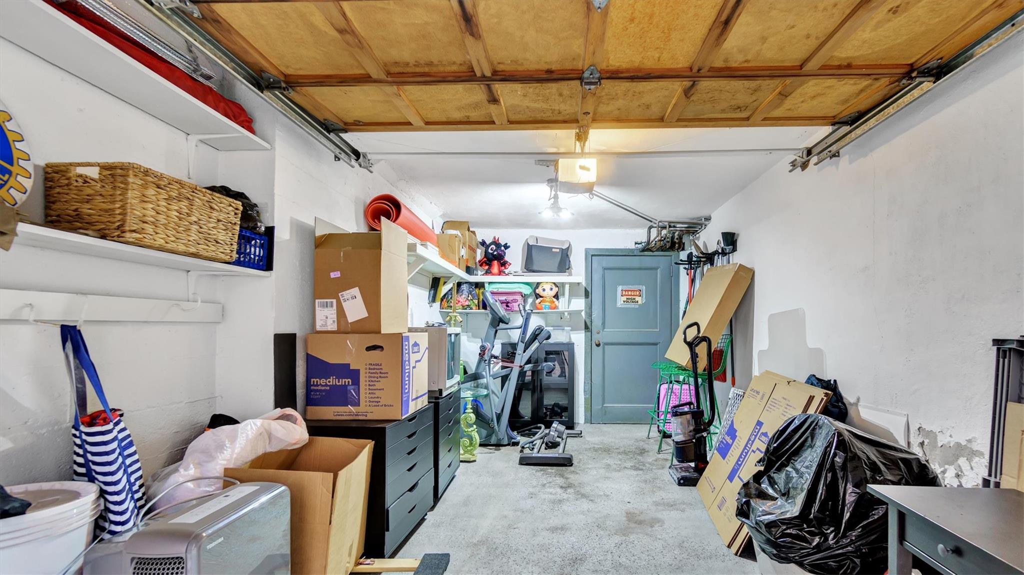 19 Barstow Road # G, Great Neck, NY 11021