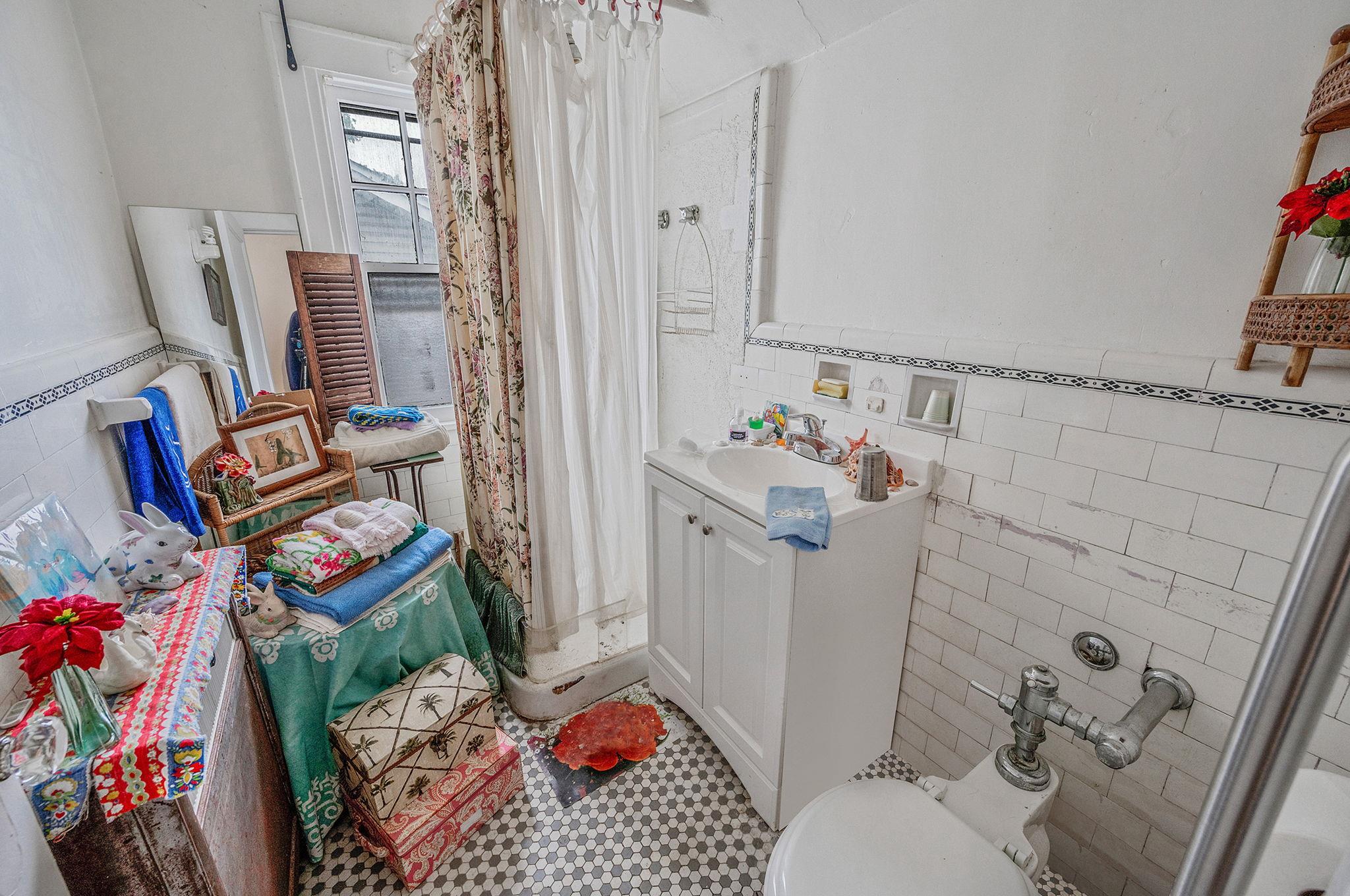 481 Archer Street, Freeport, NY 11520