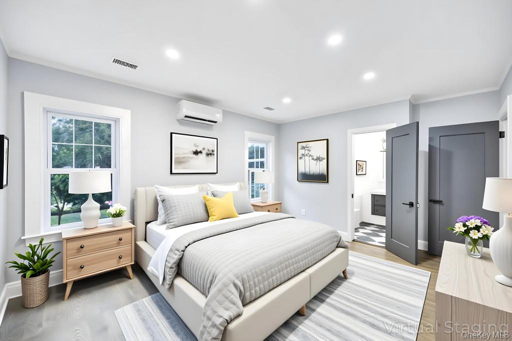 15 Superior Road, Floral Park, NY 11001