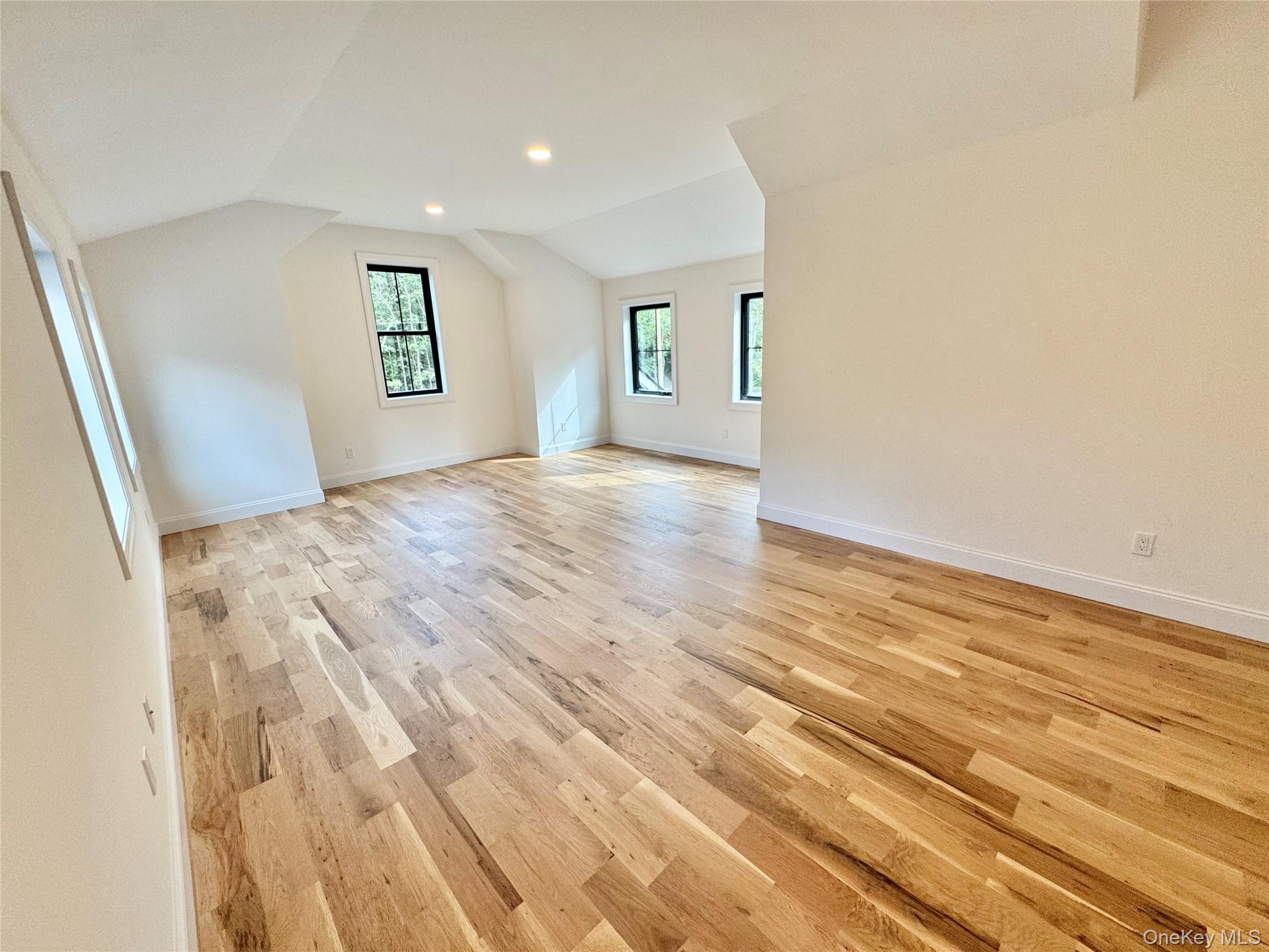 122 Dayton Avenue, Manorville, NY 11949