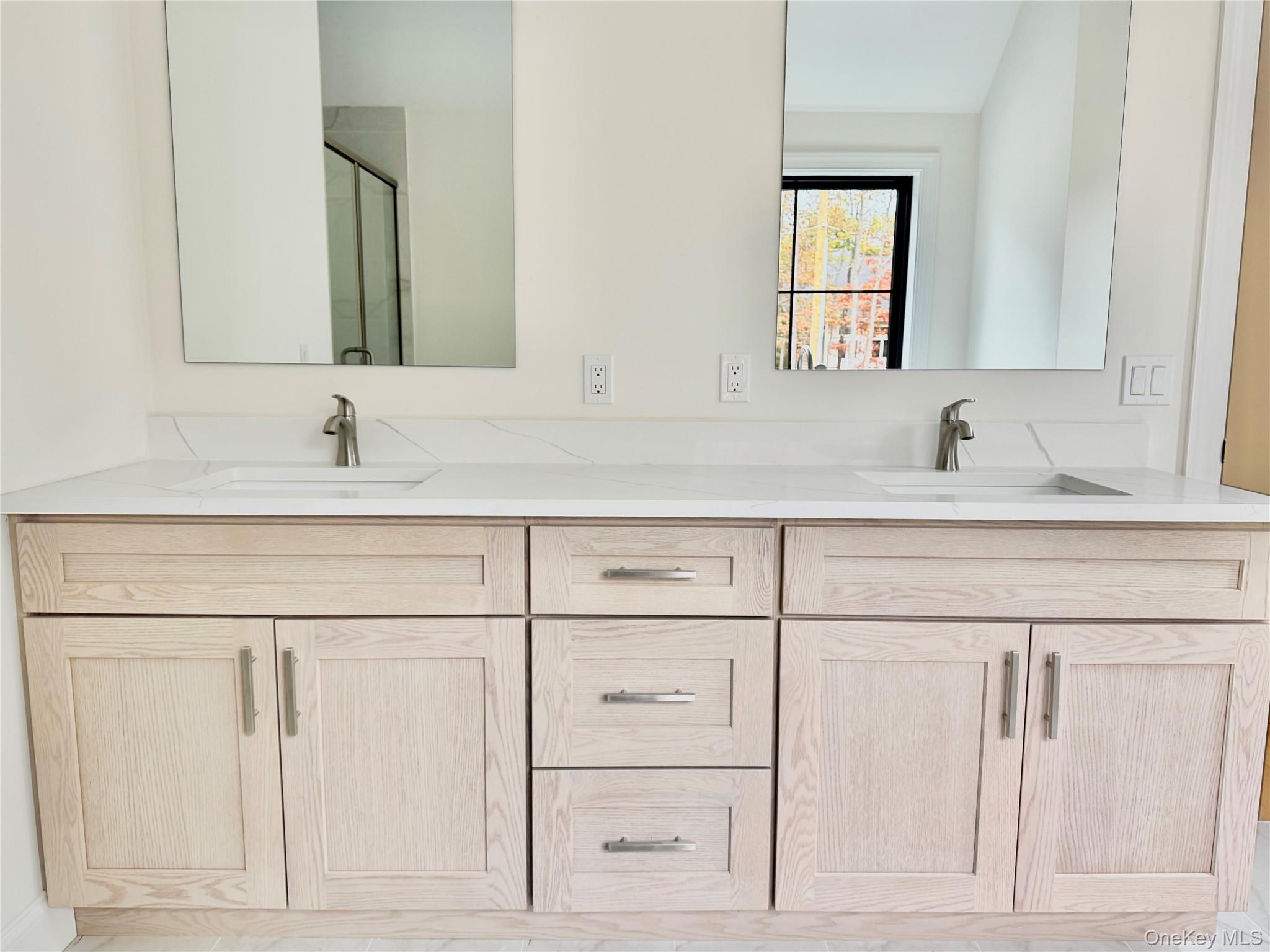 122 Dayton Avenue, Manorville, NY 11949