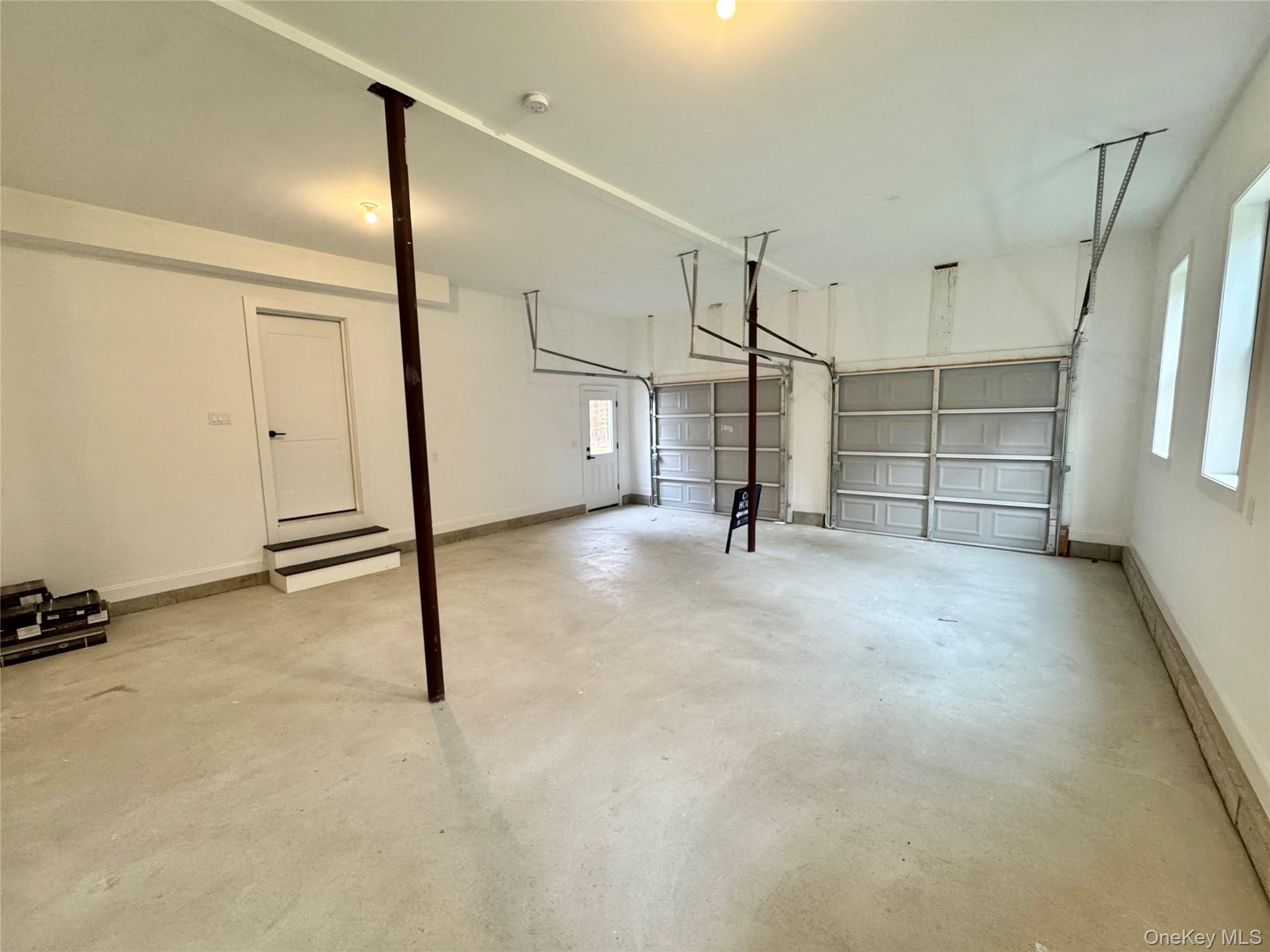 122 Dayton Avenue, Manorville, NY 11949